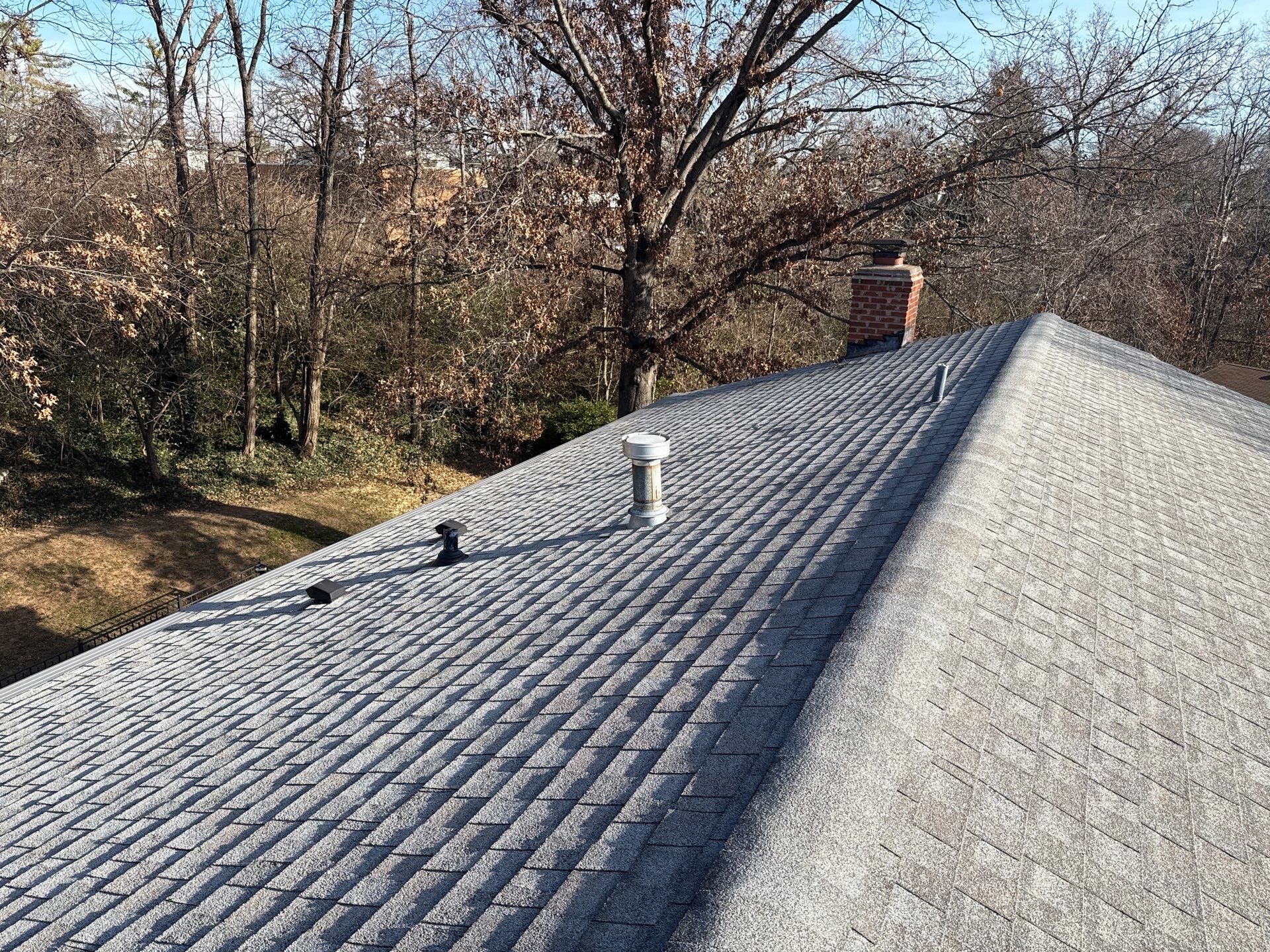 Roof Replacement in Des Peres by Midwest Construction Group LLC