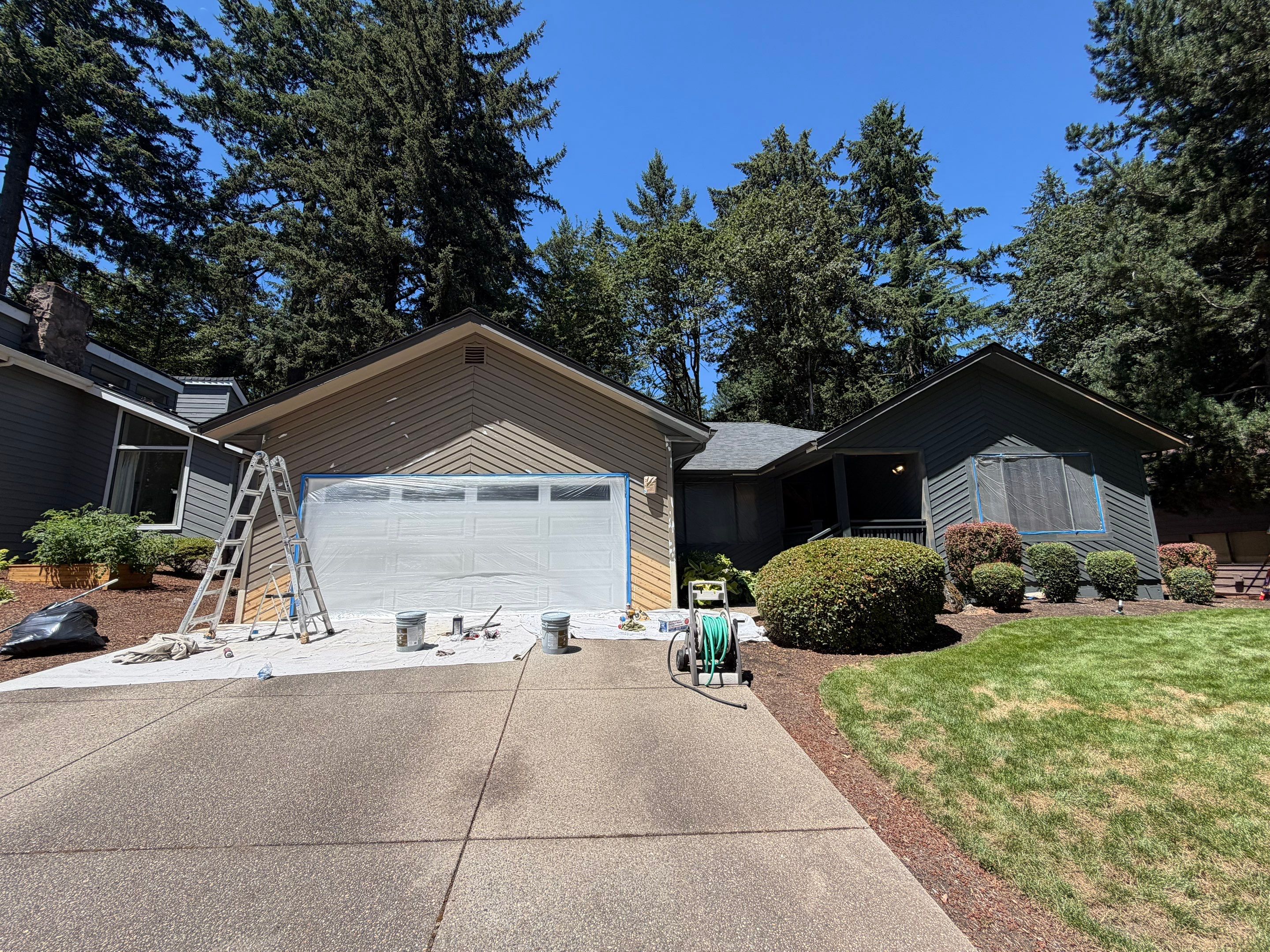 House Exterior Painting by Handyman State LLC