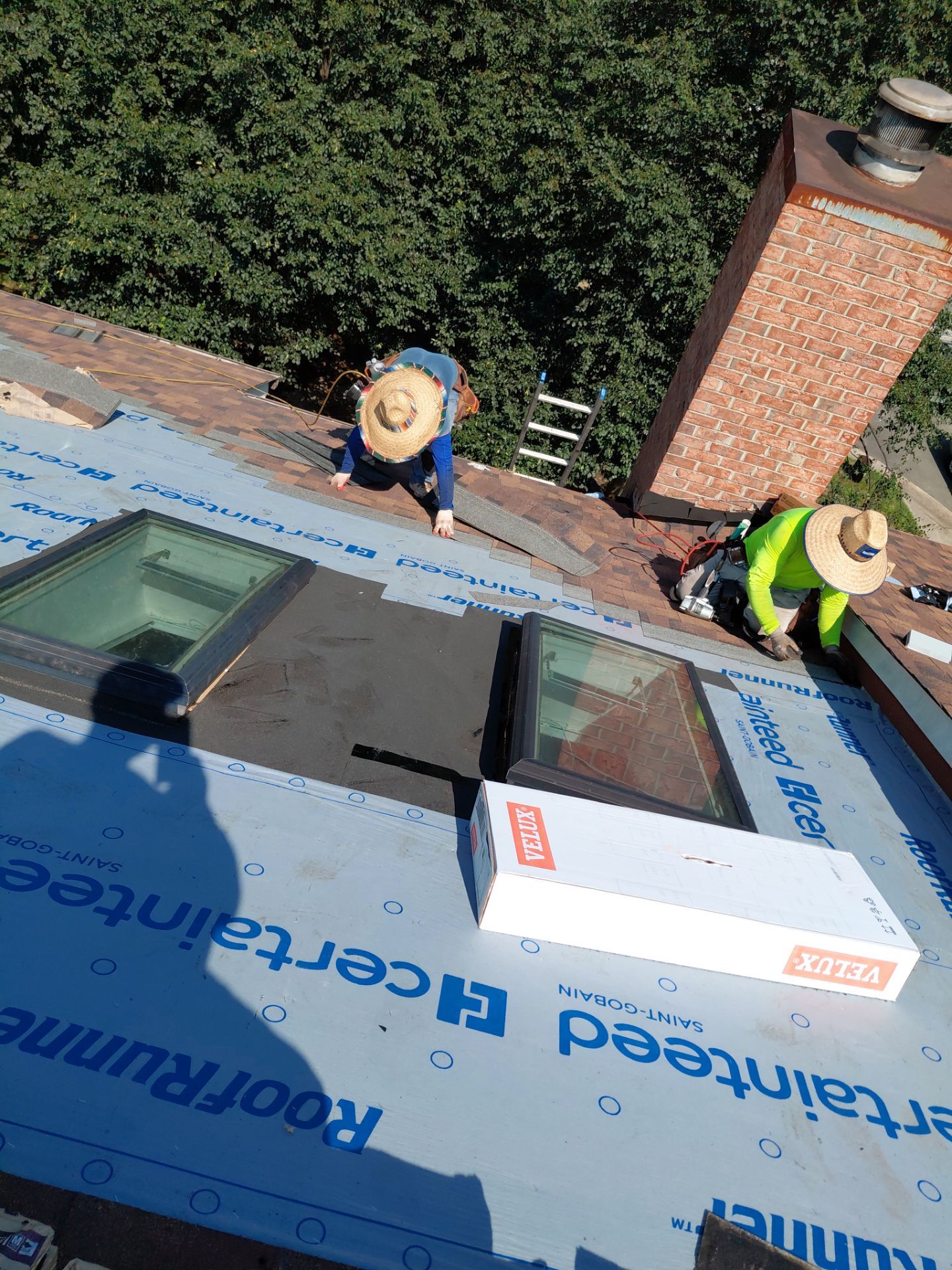 Alexandria: Residential Roof with CertainTeed Landmark Pro in Max Def Burnt Sienna by RM Banning, Inc.