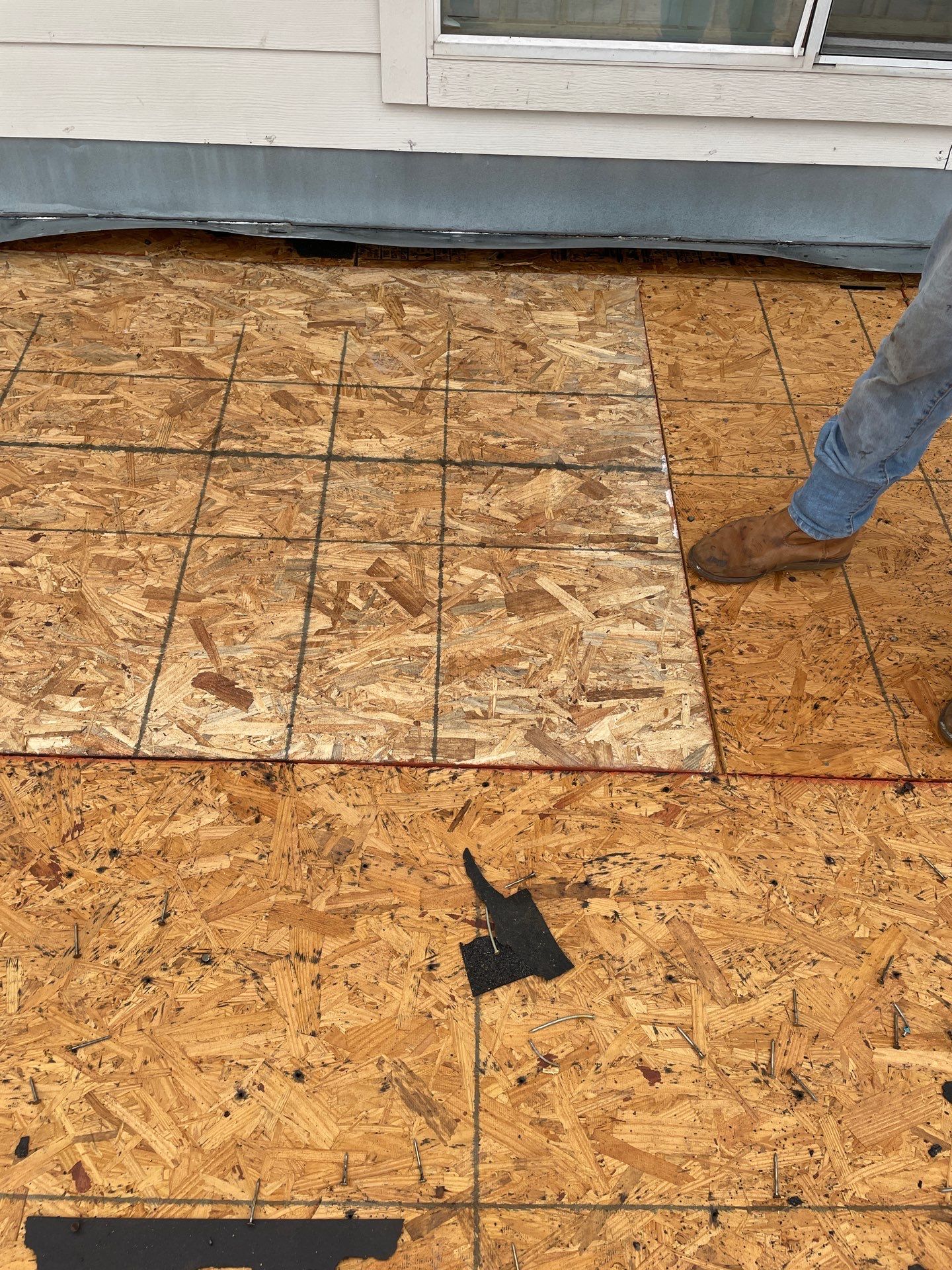 Residential Roofing Installation using Owen's Corning Duration (Lifetime) Shingles by Roof Repair Company