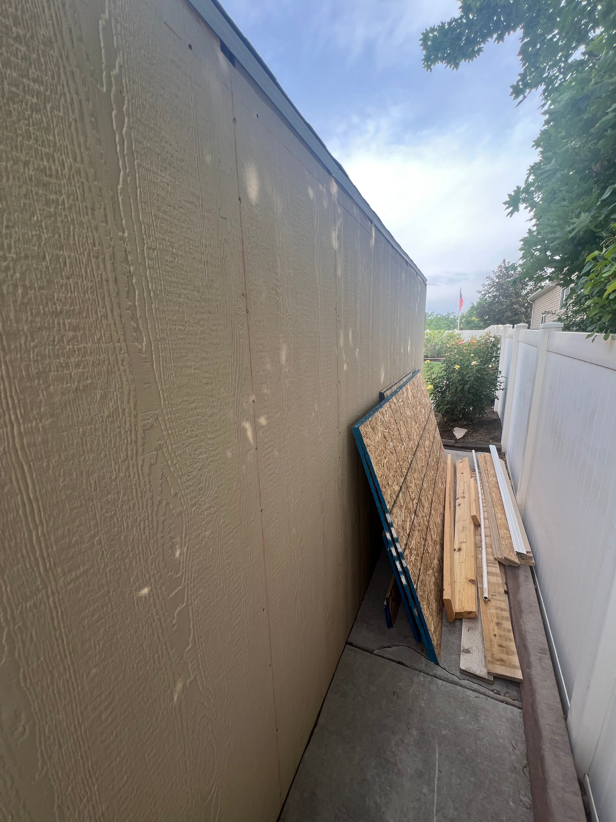 Woods Cross | Mastic Dutchlap Vinyl Installation | Sandtone by Ideal Siding Utah