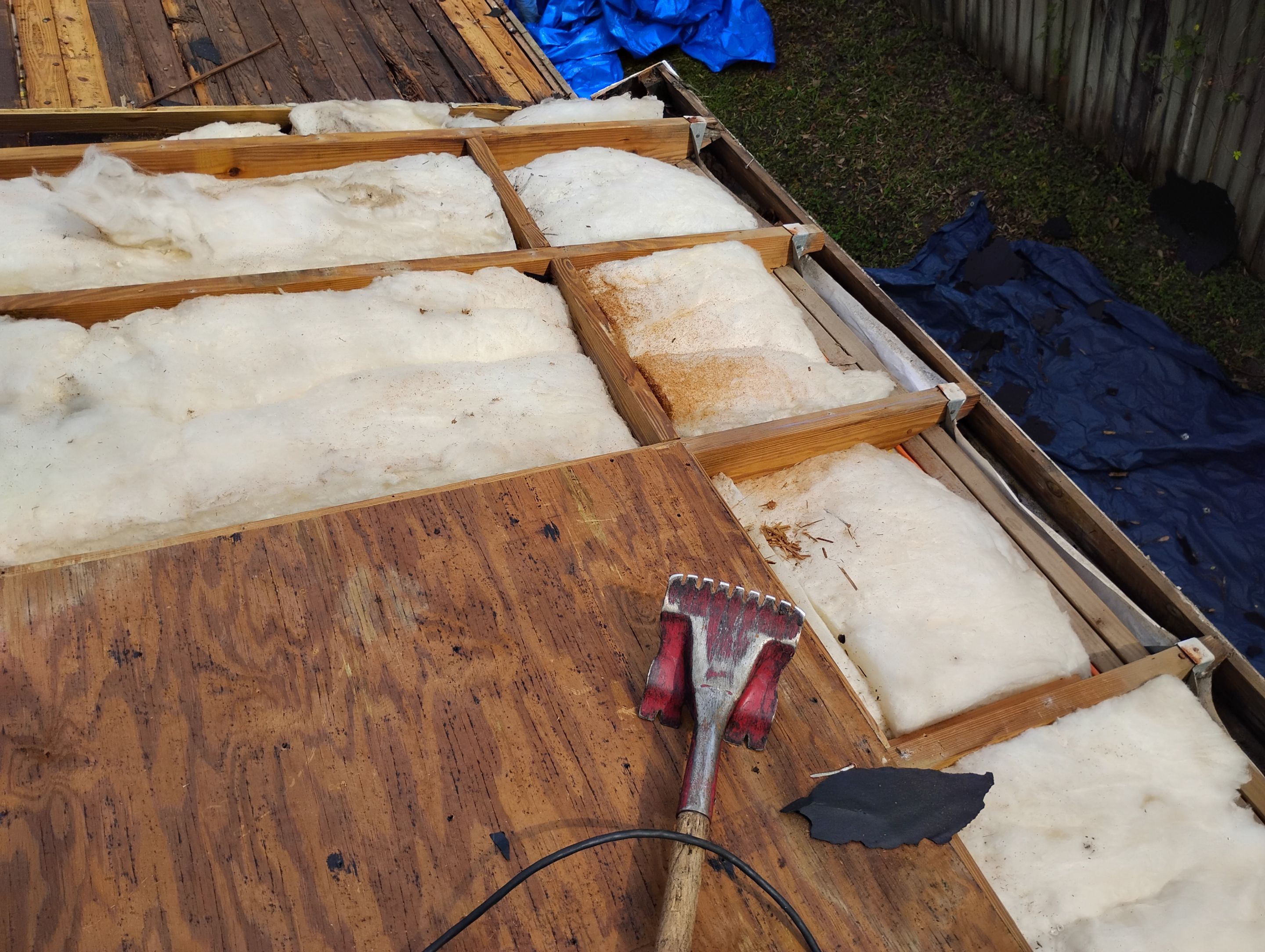 Weathered Wood Shingles by Reimagine Roofing