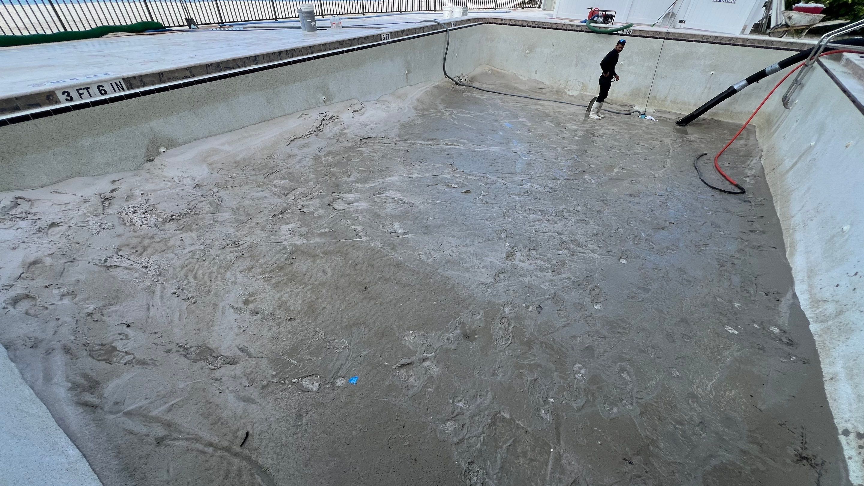 Naples Condo Pool Cleanout by APS Power & Water