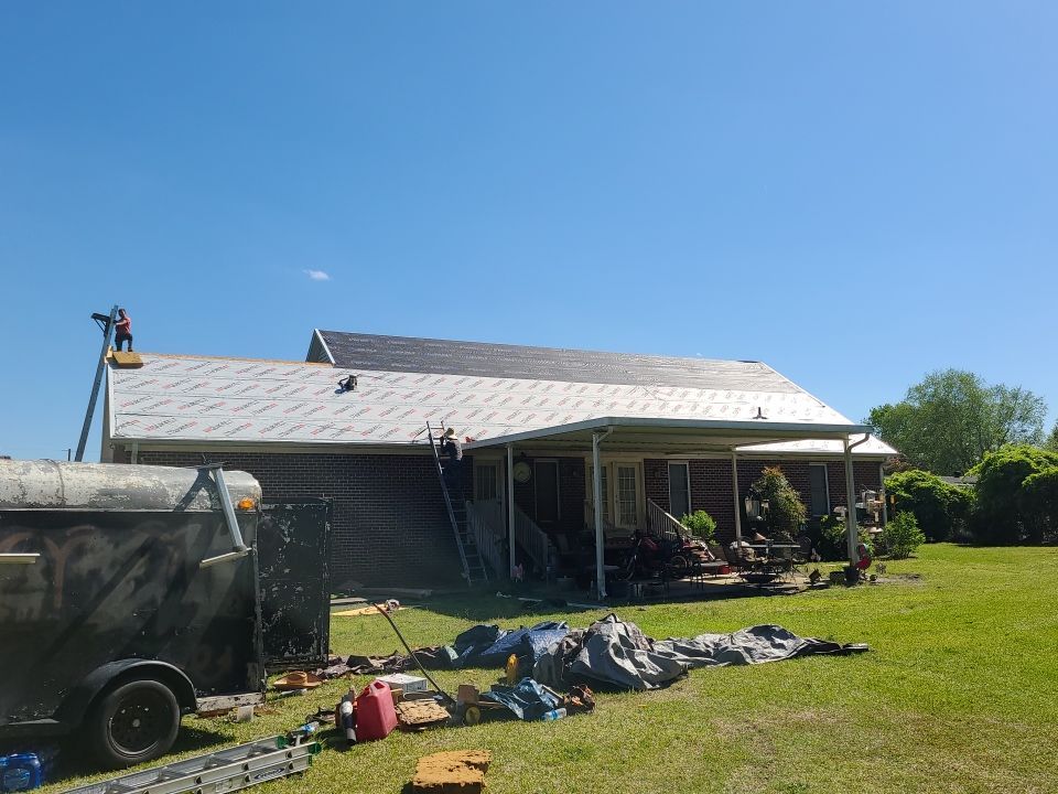 Residential Roofing Installation using High Grade Asphalt Shingles by Carolina Trophy Roofs