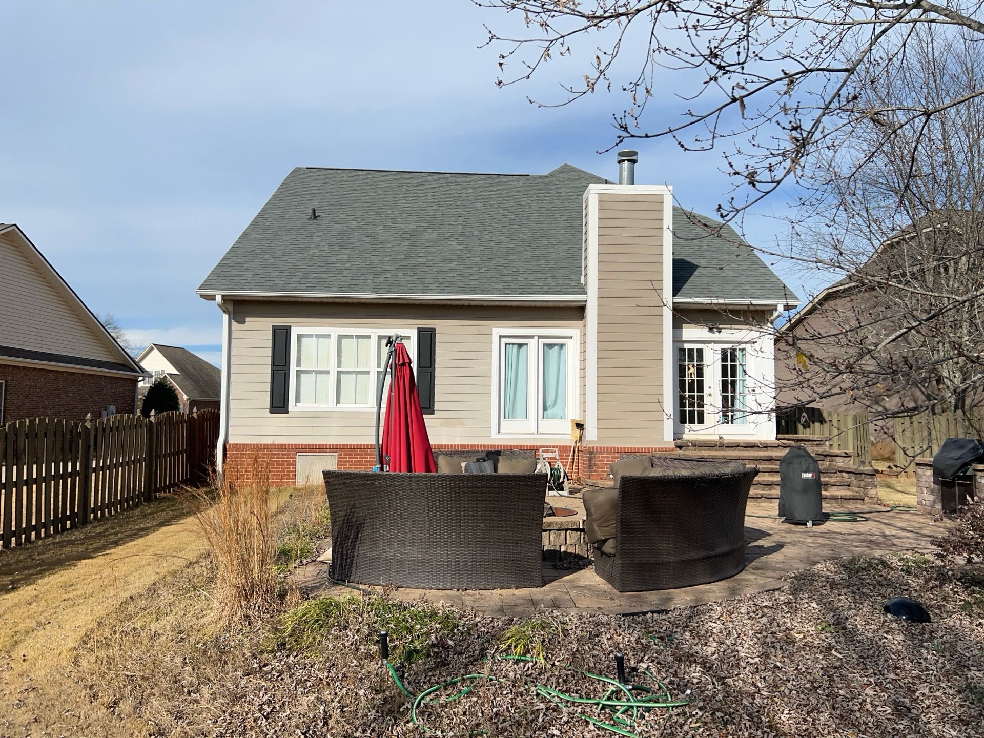 Mastic Vinyl Plank by Freedom Exteriors