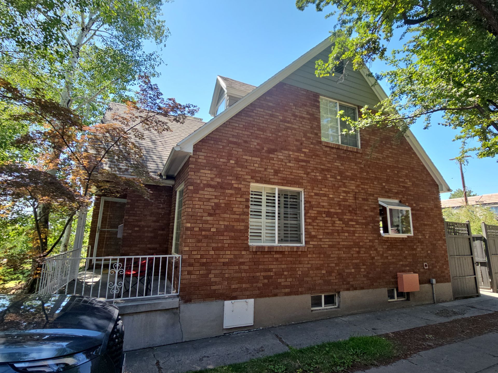 Project in Cottonwood Heights by Emerald Gotcha Gutters 