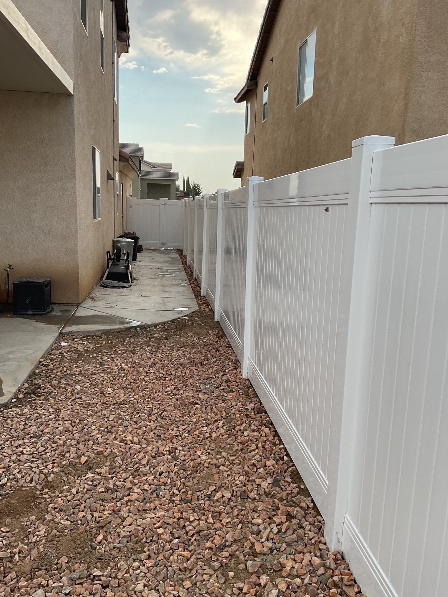 Fence Installation using Vinyl by Fence Guys Inc.