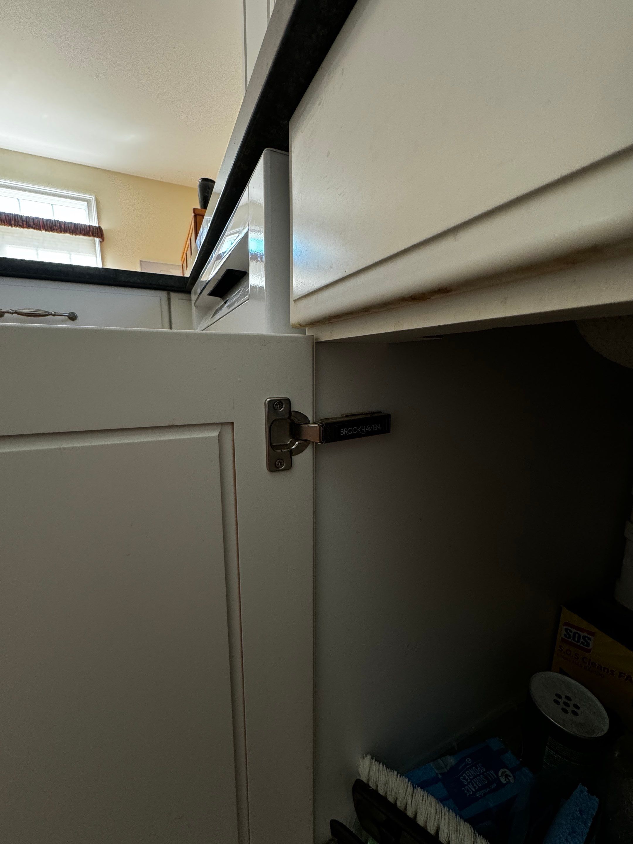 Kitchen Cabinet Painting by Trendy Walls Inc.