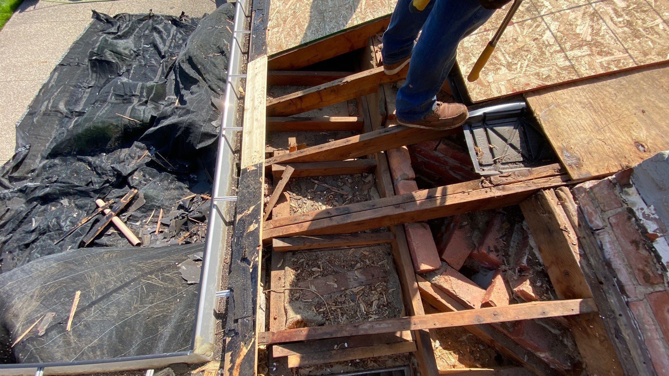 Roof Replacement using CertainTeed Landmark by 180 Contractors