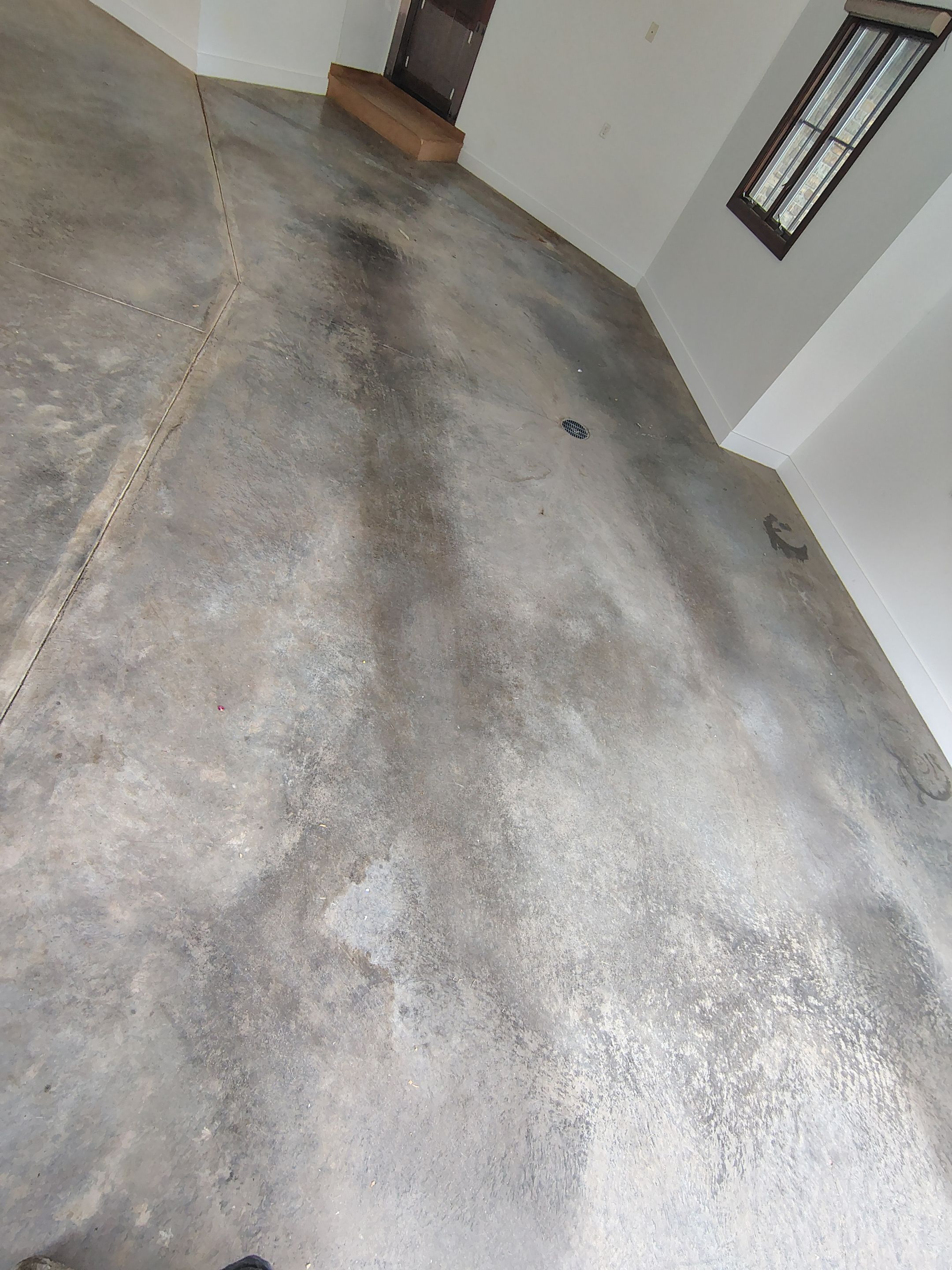 Feather Grey Floor Coating in Sioux Falls, SD by Select Painting, Coatings & Garage Cabinets