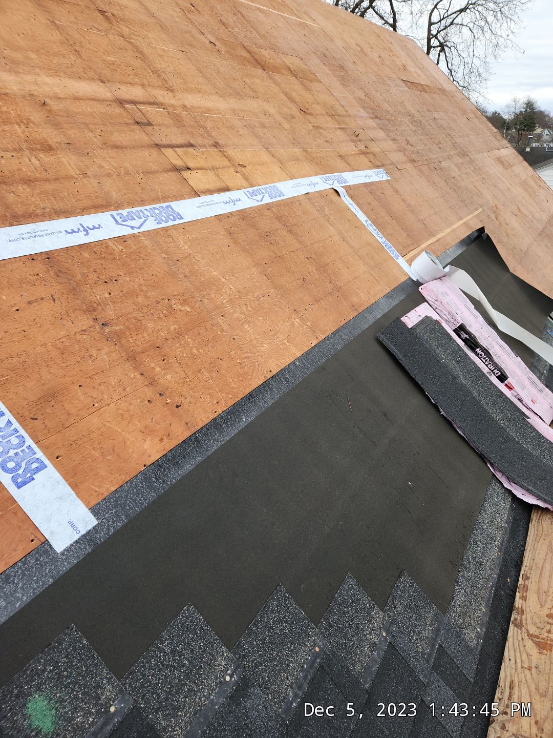 Residential Roofing Installation using Owens Corning TruDefinition by A Plus Exterior