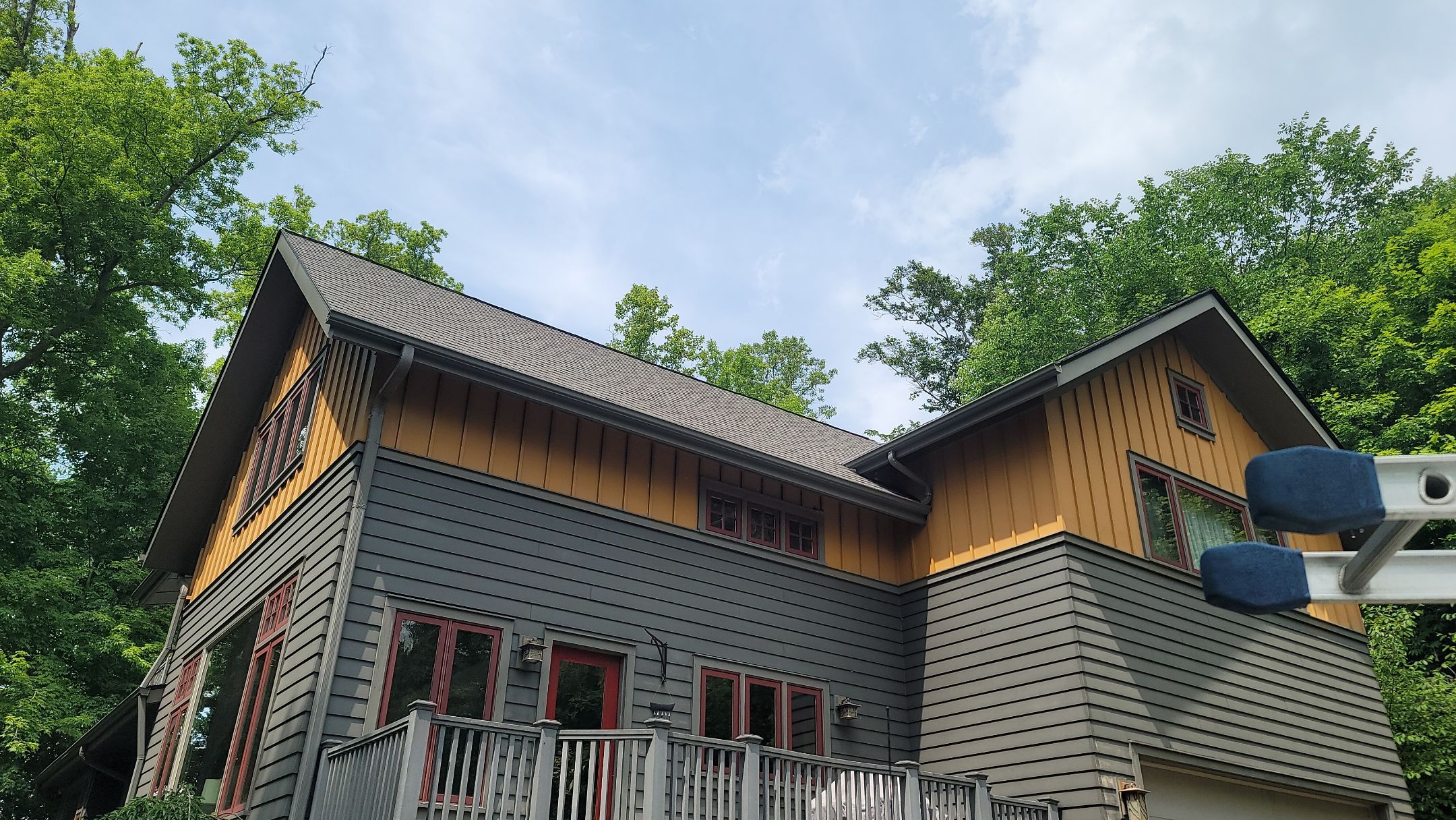 ATLAS PINNACLE HP W/SCOTCHGARD COLOR: WEATHERED WOOD by Eagle Eye Roofing