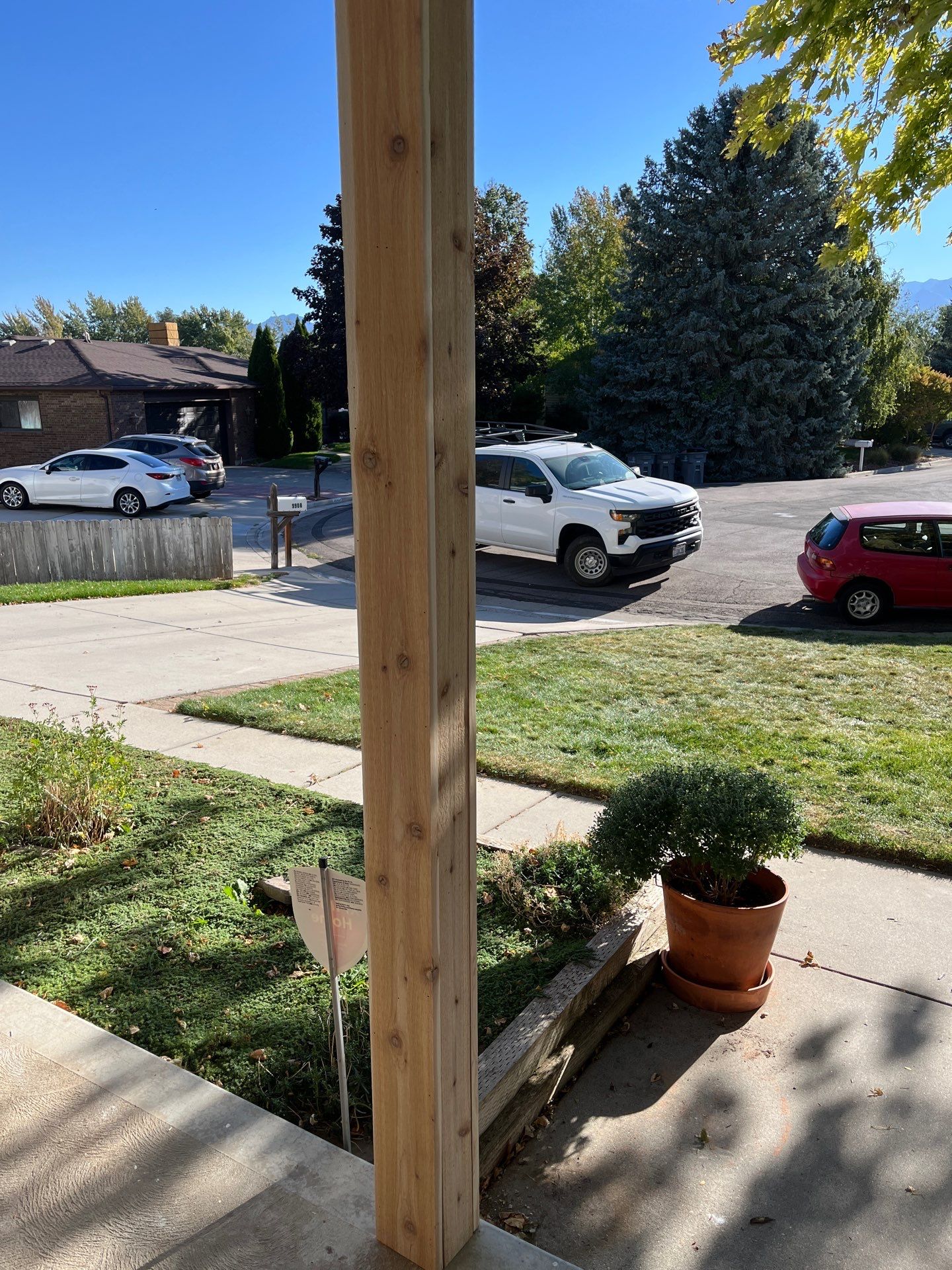 South Jordan | Crisp Board & Batten Accent | Arctic White by Ideal Siding Utah