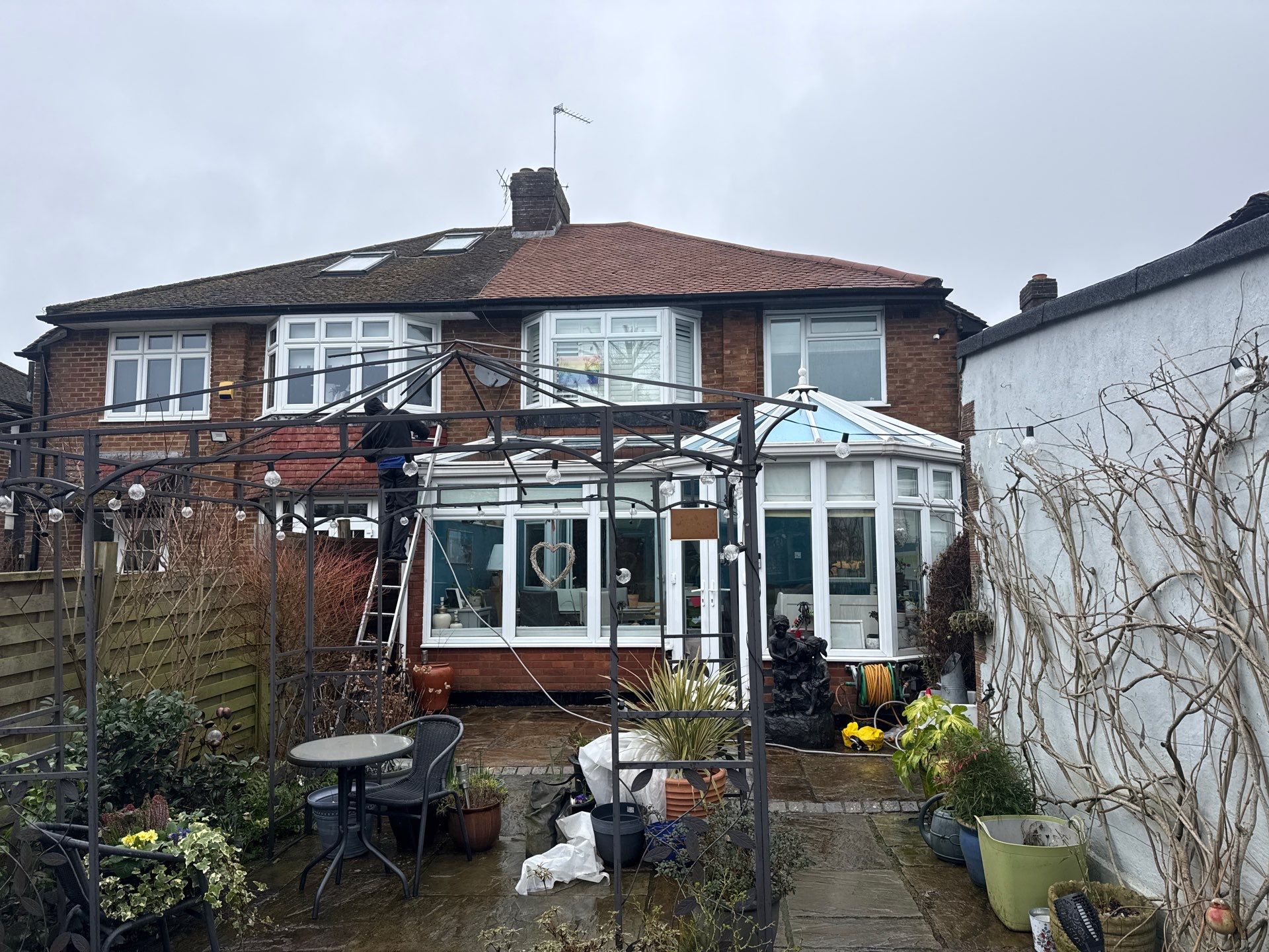 Roof Clean Epsom by Ges Exterior Cleaning ltd