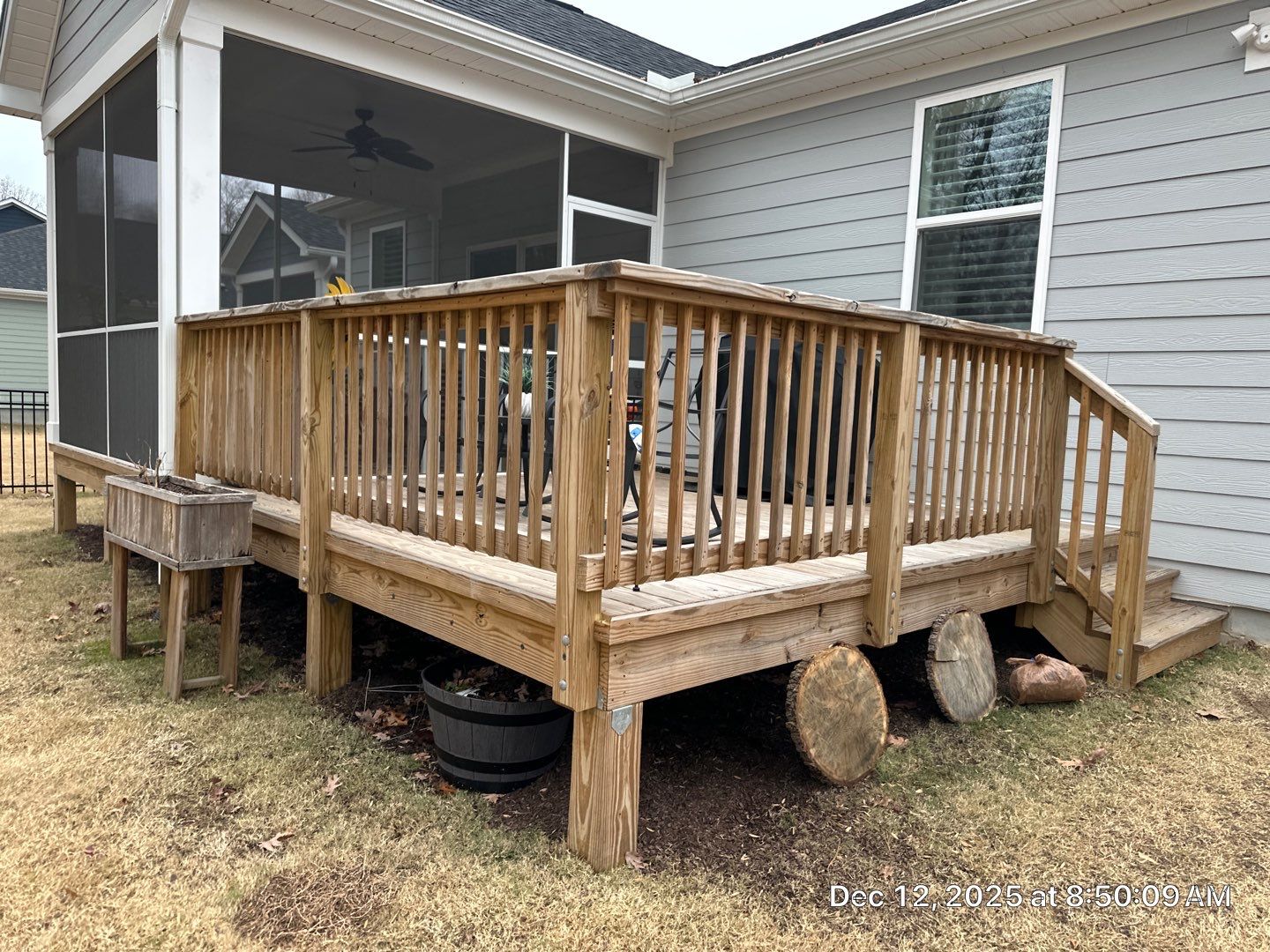 Wood Deck using Wood Sealant by DuraSeal