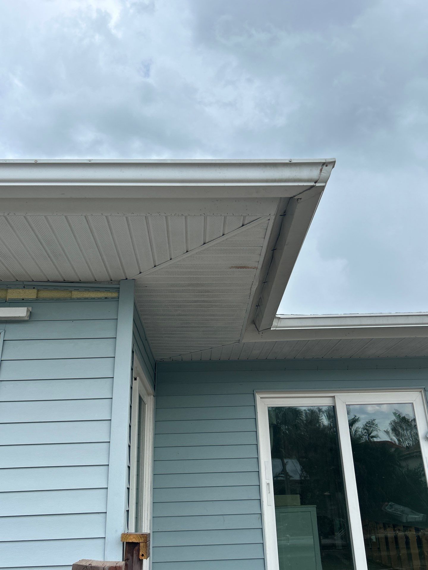 White Soffit and Fascia Upgrade in Longboat Key FL by Gutter Professors