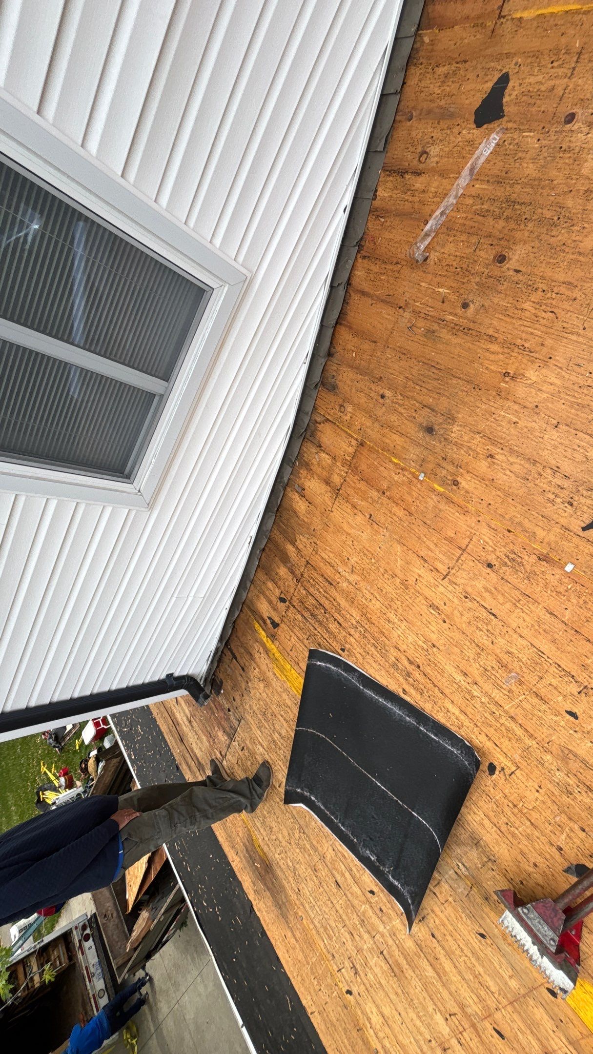 Roof Replacement using Owens Corning Estate Gray by 180 Contractors