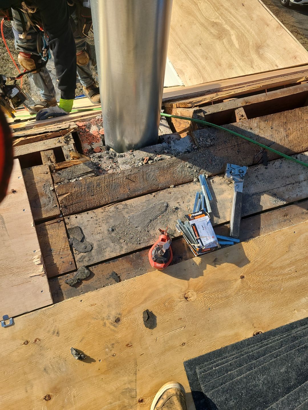 Alexandria: Residential Roof Replacement with CertainTeed Landmark Pro in Max Def Moire Black by RM Banning, Inc.