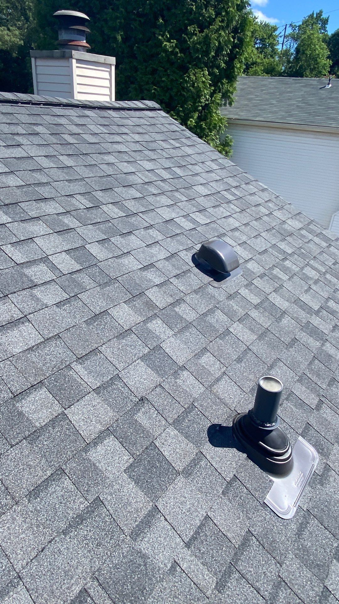 Falls Church: CertainTeed Landmark Pro Designer Shingles in Max Def Pewterwood by RM Banning, Inc.