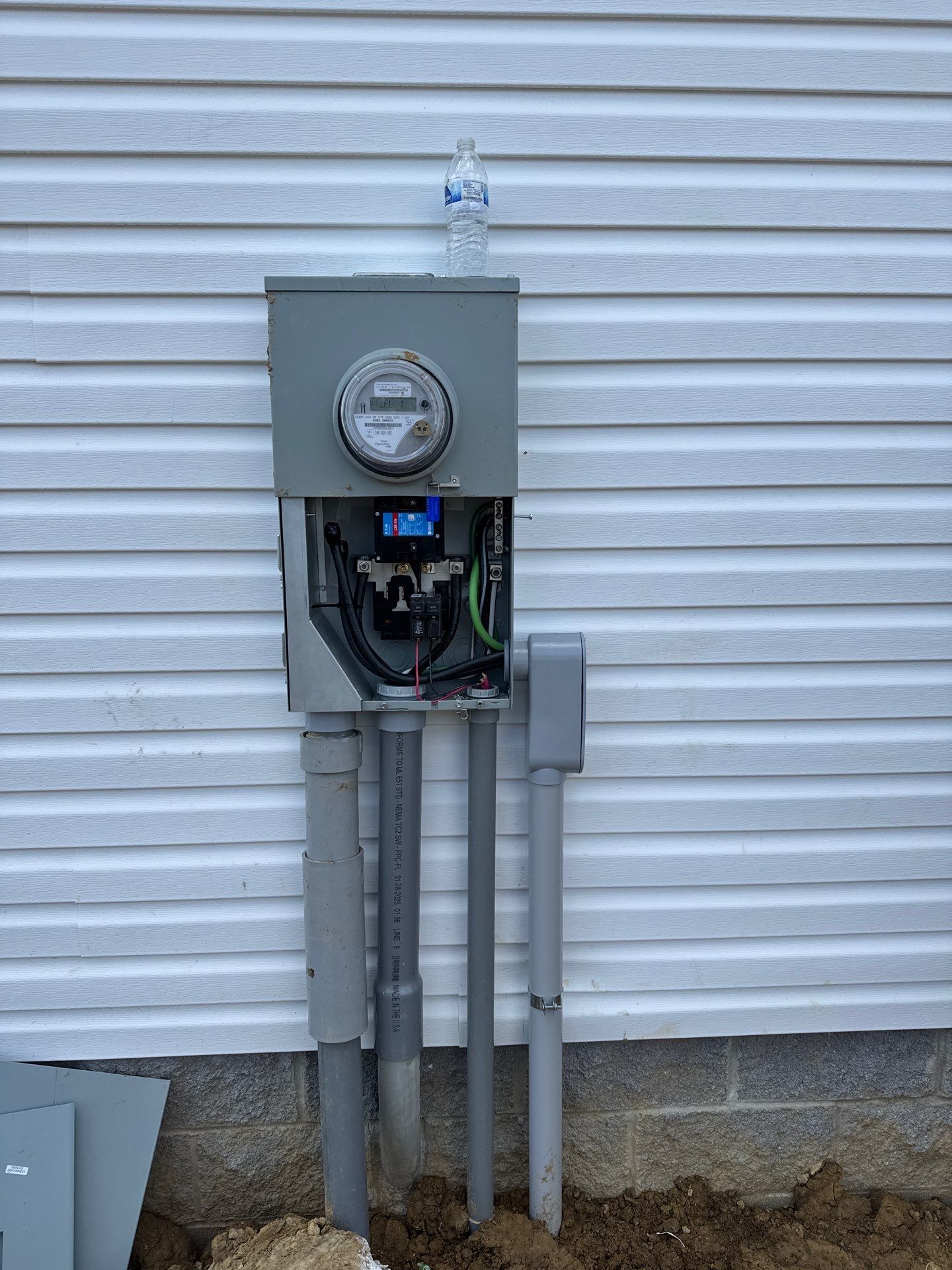 Garage Feeder by Elite Electrical Solutions LLC