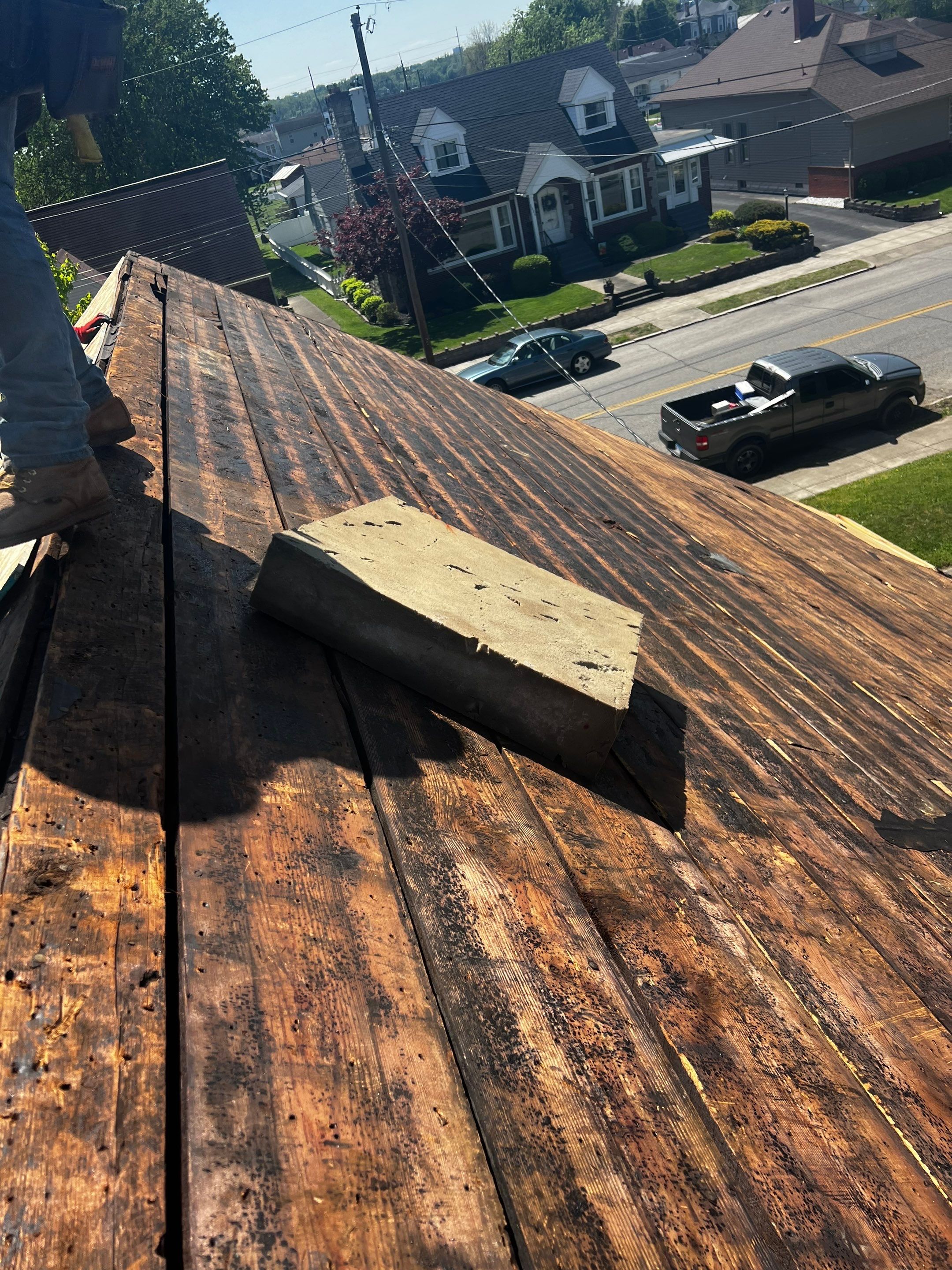 Residential Roofing Repair using Owens Corning Onyx Black Duration by Storm Contracting