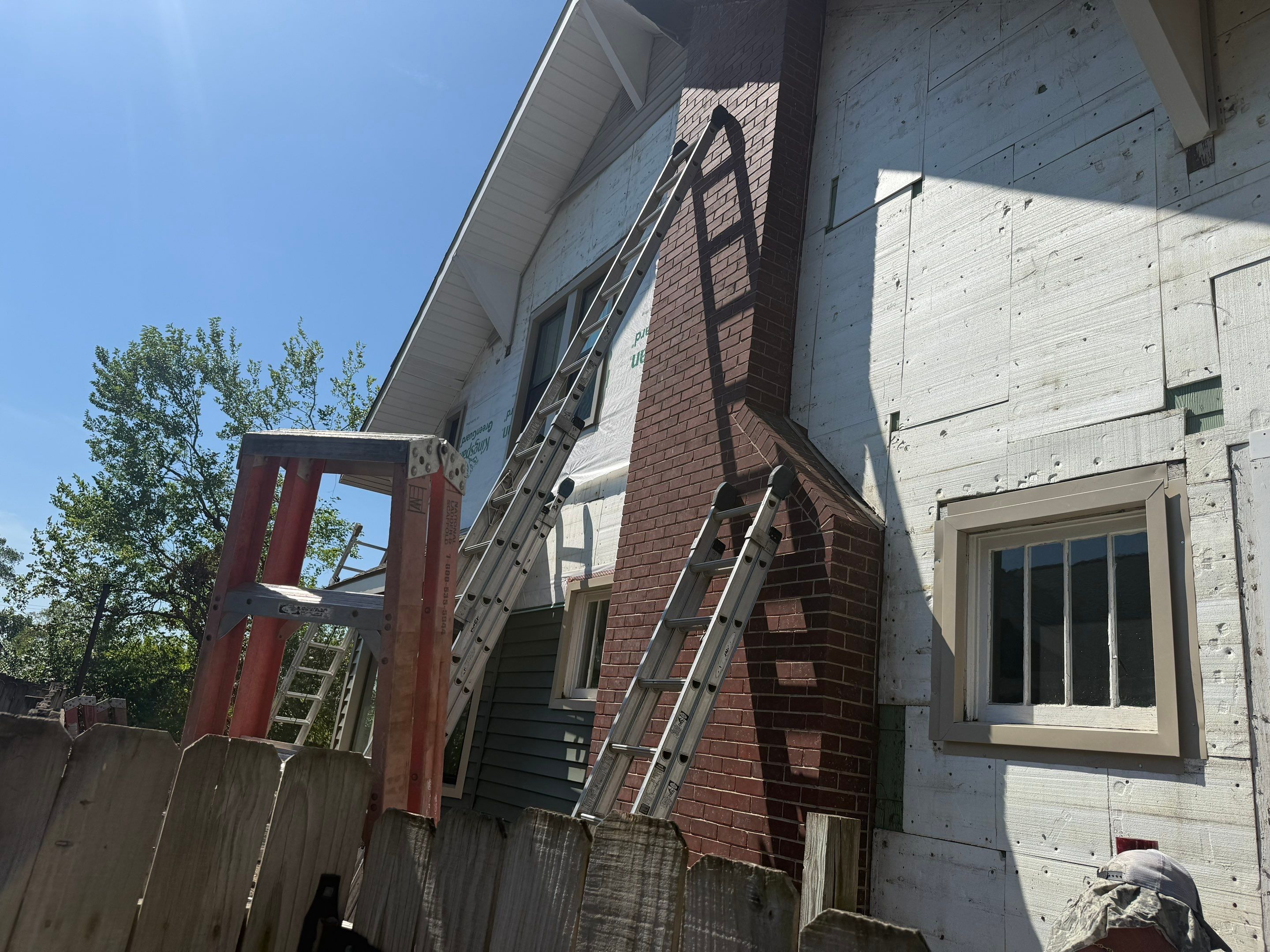 Siding Replacement using Alside Charter Oak D4.5" Deep Moss by 180 Contractors