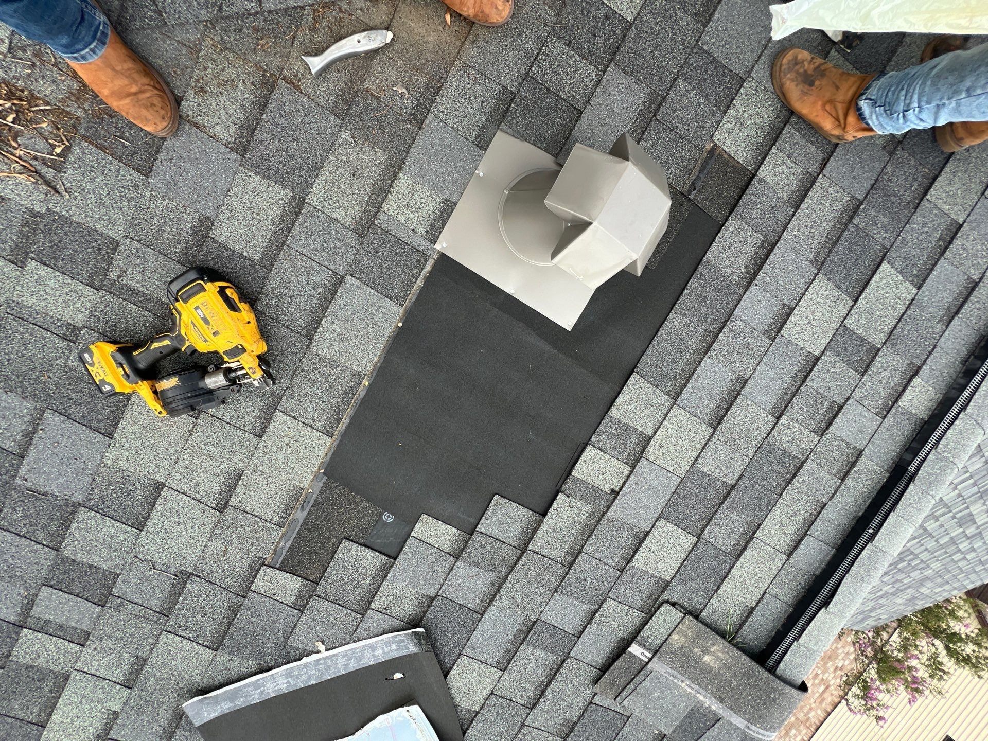 Residential Roofing Repair using Owen's Corning Duration (Lifetime) Shingles by Roof Repair Company