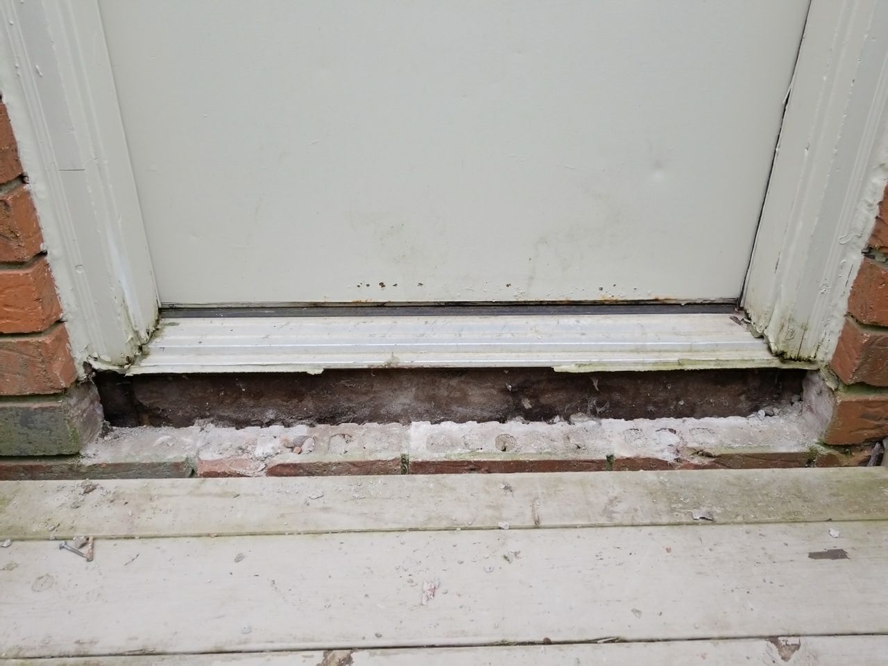 Siding Replacement using Certainteed Restoration Classic D4 by 180 Contractors