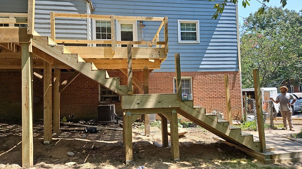 Russet Cove Circle - Deck Installation by Pillar and Pine