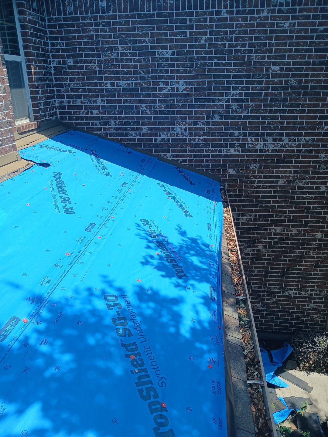 Residential Roofing Installation using Owen's Corning Duration (Lifetime) Shingles by Roof Repair Company