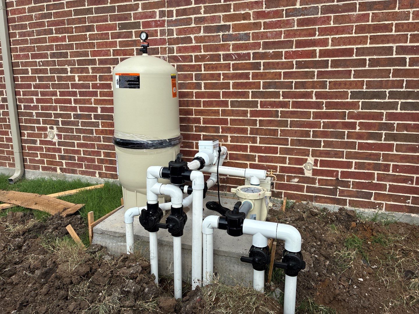 Custom In-Ground Rectangular Pool Installation in Wylie by Hobert Pools