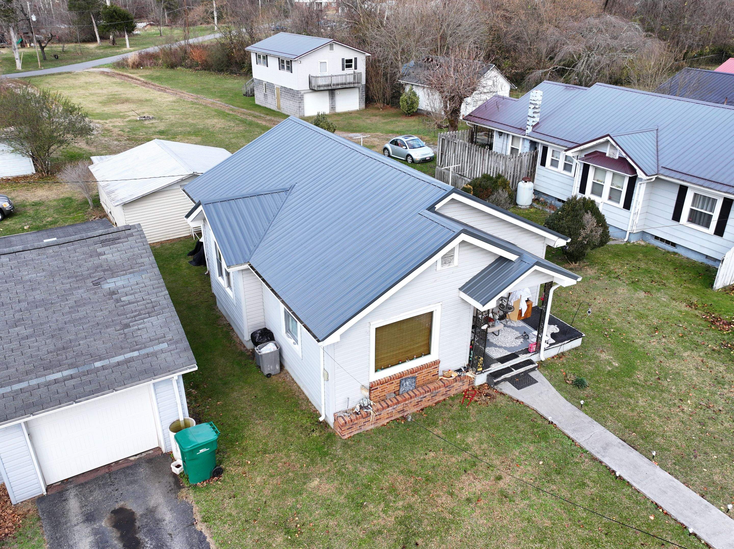 Smith Residence by Omnia Roofing
