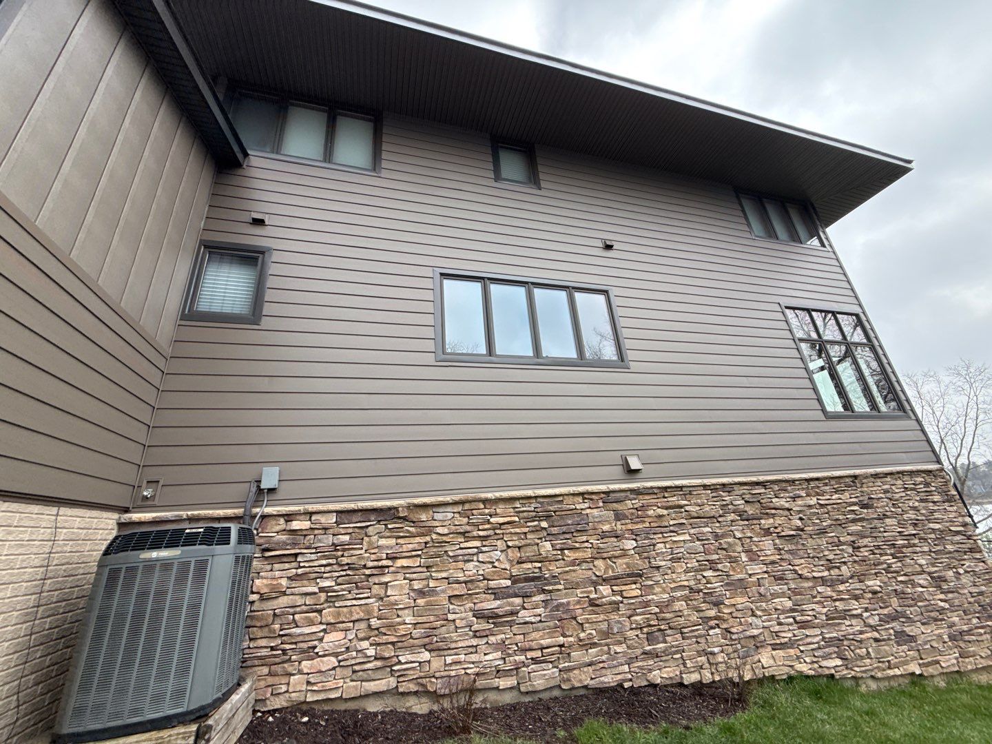 Siding Replacement using Ascend by 180 Contractors