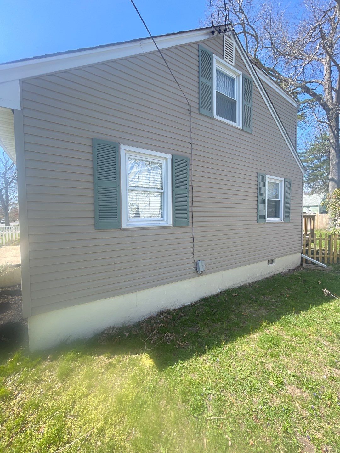 Concrete Cleaning, House Wash & Deck Cleaning by SJ Exterior