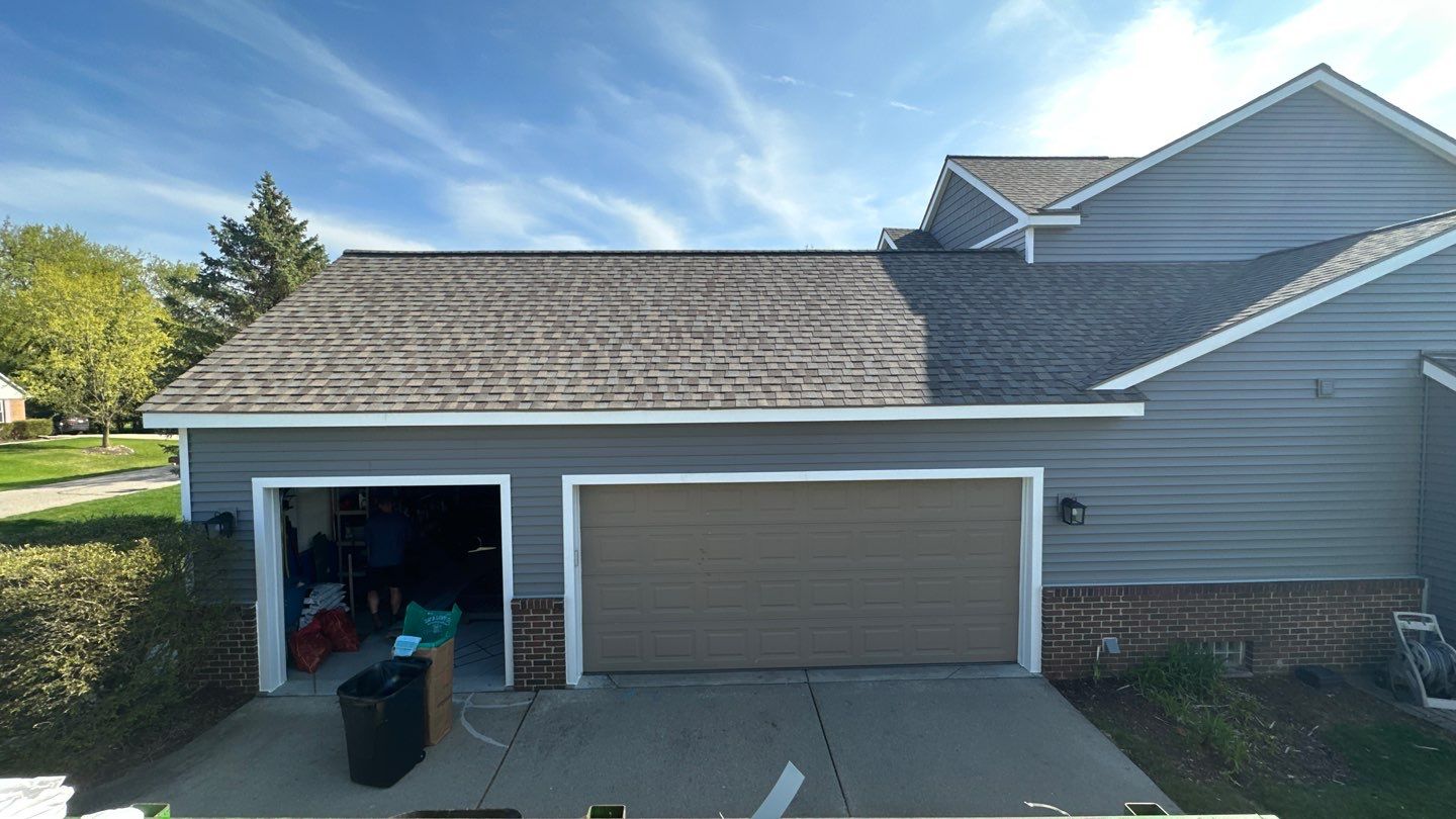 Siding Replacement using Certainteed Classic Restoration D4 by 180 Contractors