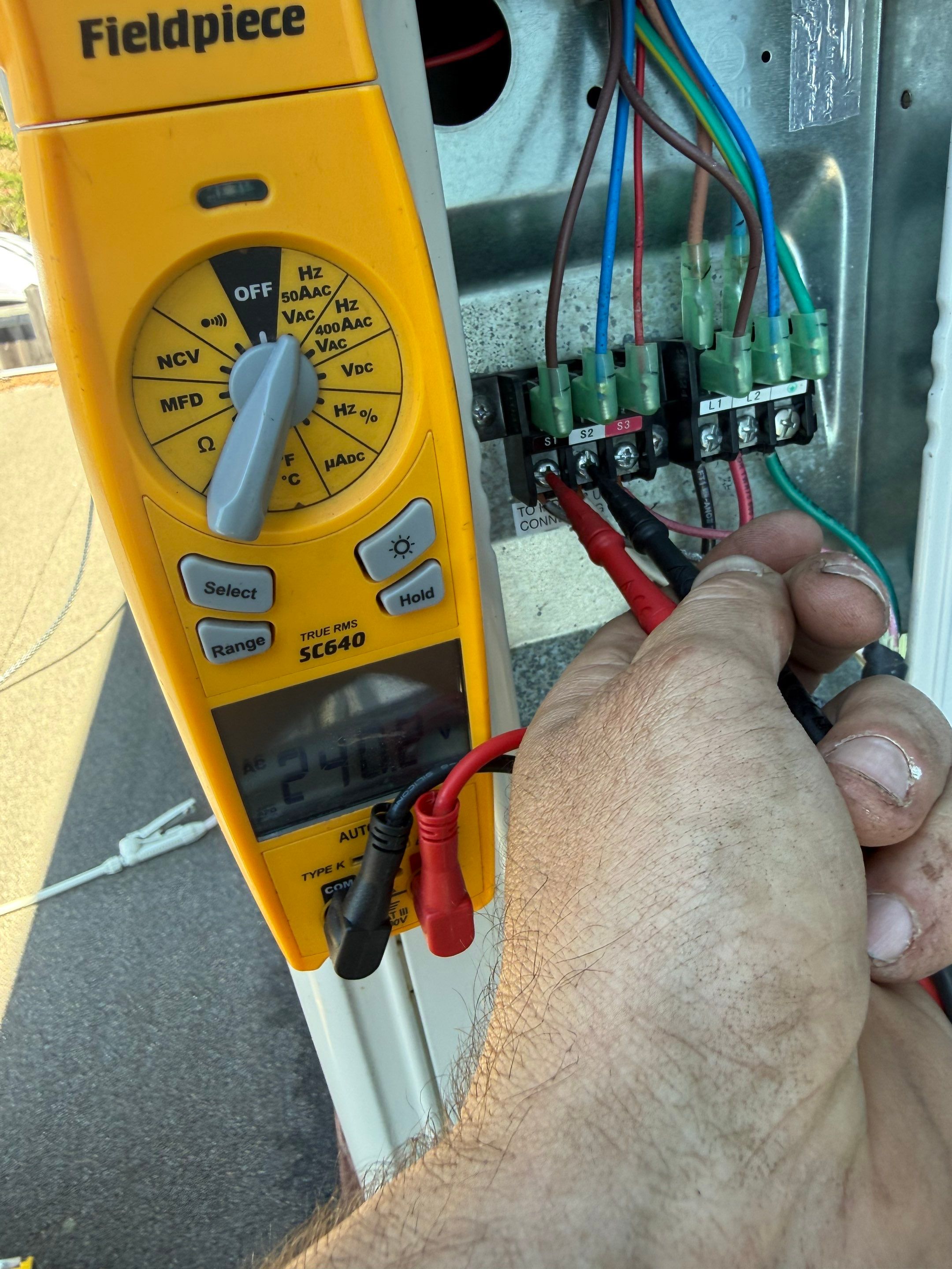 Mitsubishi Electric Ductless Heat Pump Maintenance in Marshall, California by Green Core Heating & Air
