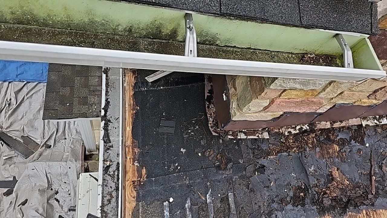 ATLAS PINNACLE HP W/SCOTCHGARD COLOR: WEATHERED WOOD by Eagle Eye Roofing