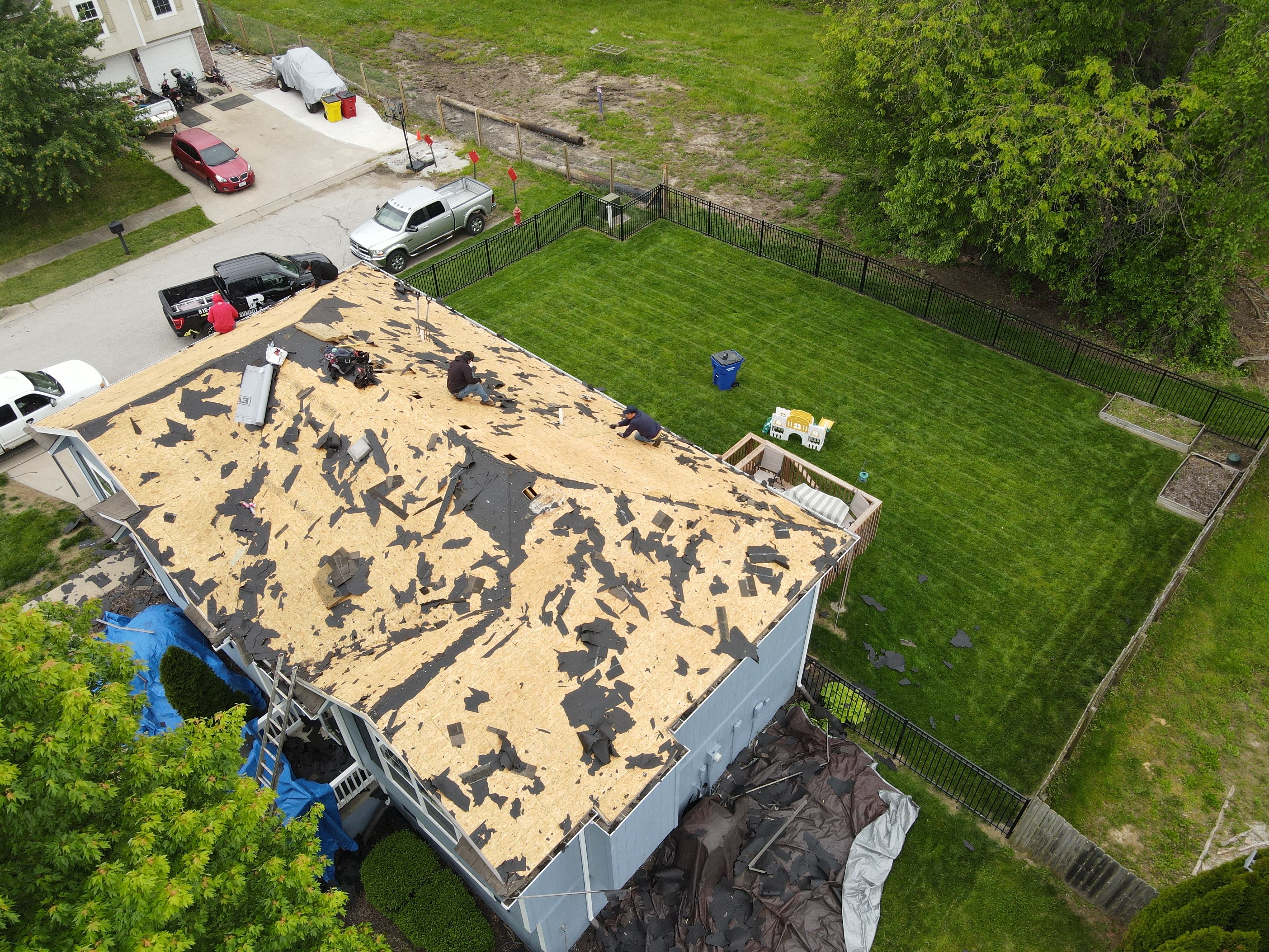 Grain Valley Residential Roof Replacement Featuring GAF Timberline HDZ Shingles by Summit Roofing