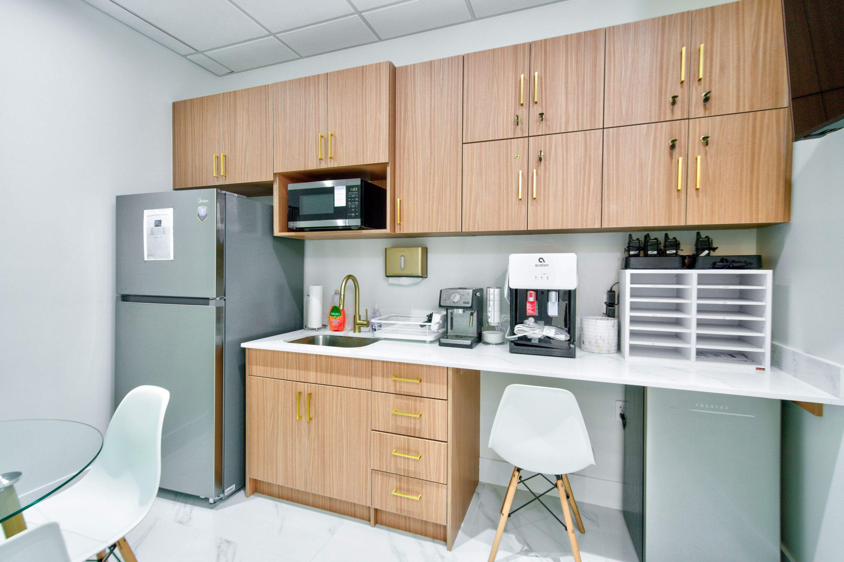 Loving Smiles Dental & Aesthetics by Ruiz Construction Inc