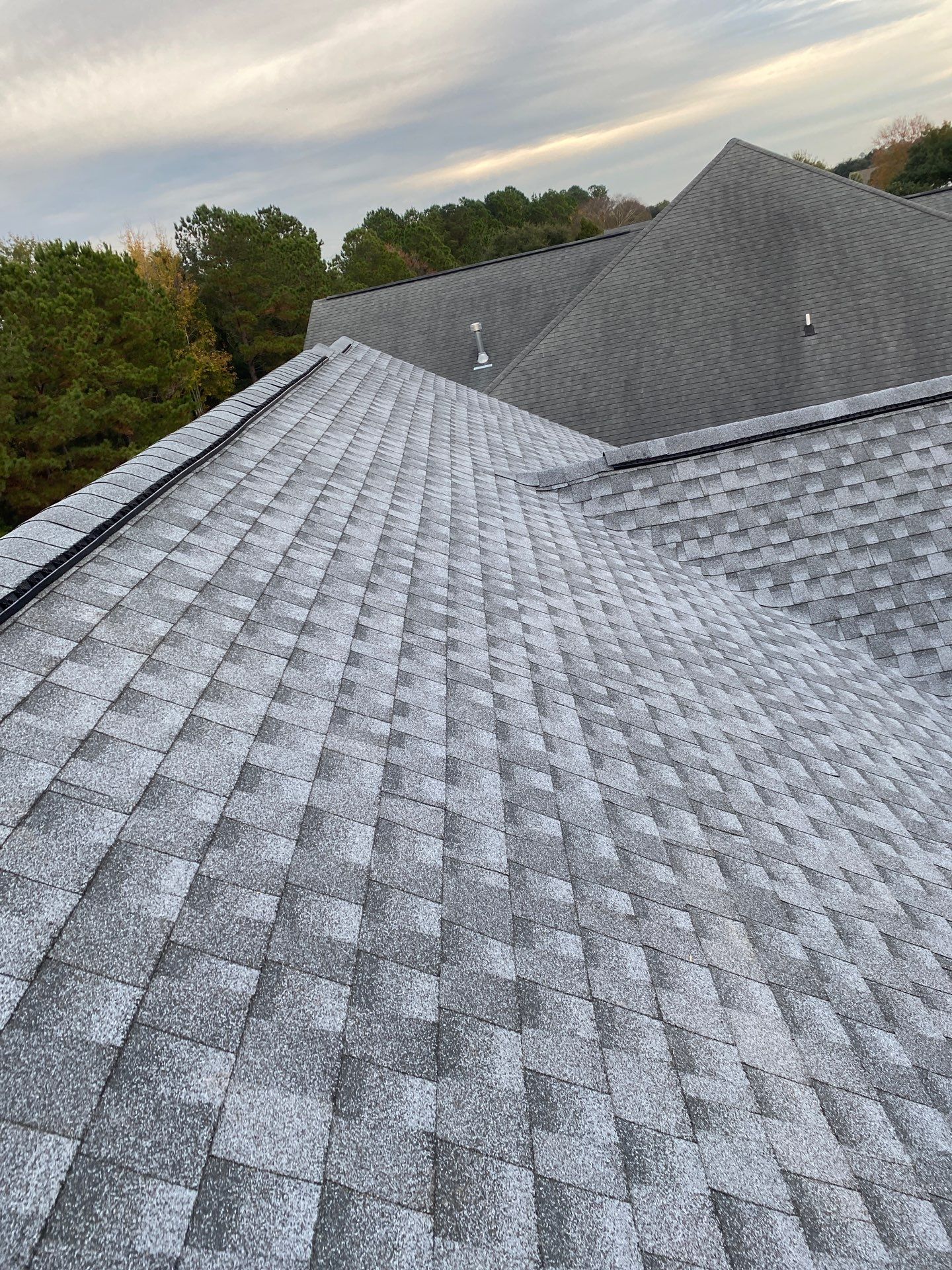 GAF HDZ - Oyster Grey by Linta Roofing