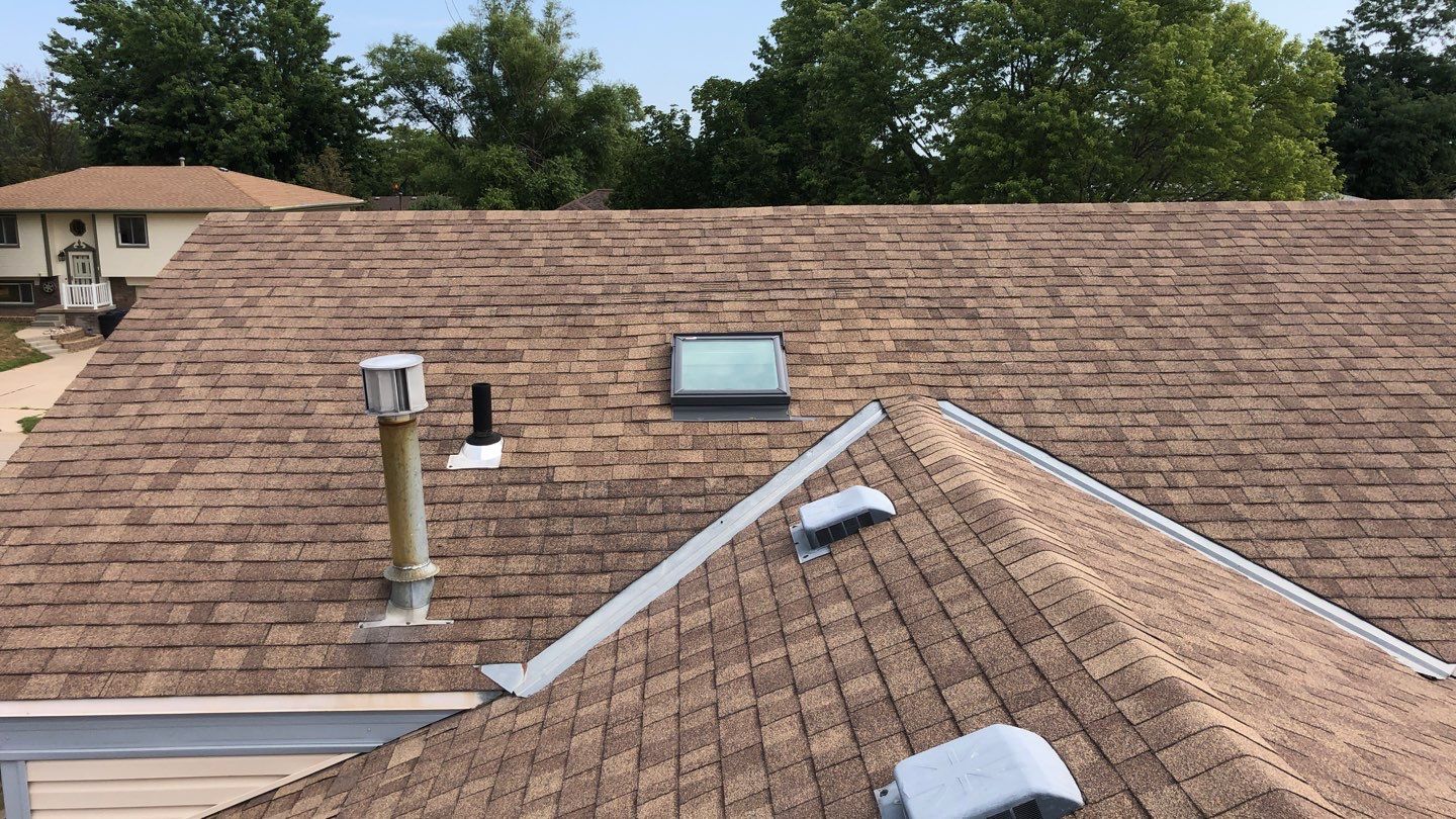 Hail Damage Re-roof in Omaha, NE by White Castle Roofing