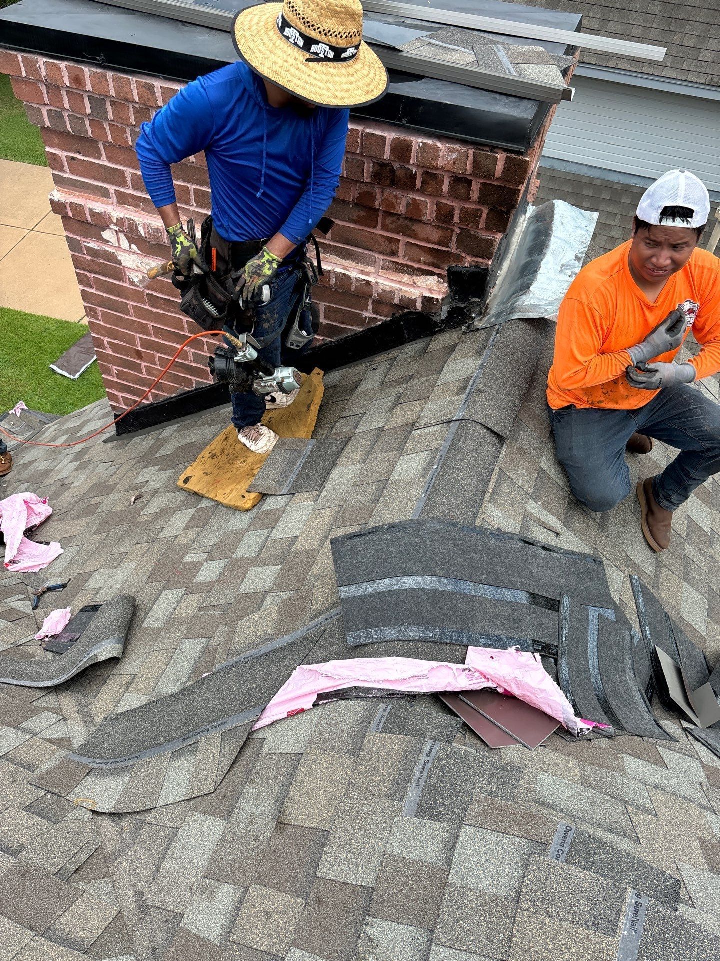 Residential Roofing Installation using Owen's Corning Duration (Lifetime) Shingles by Roof Repair Company