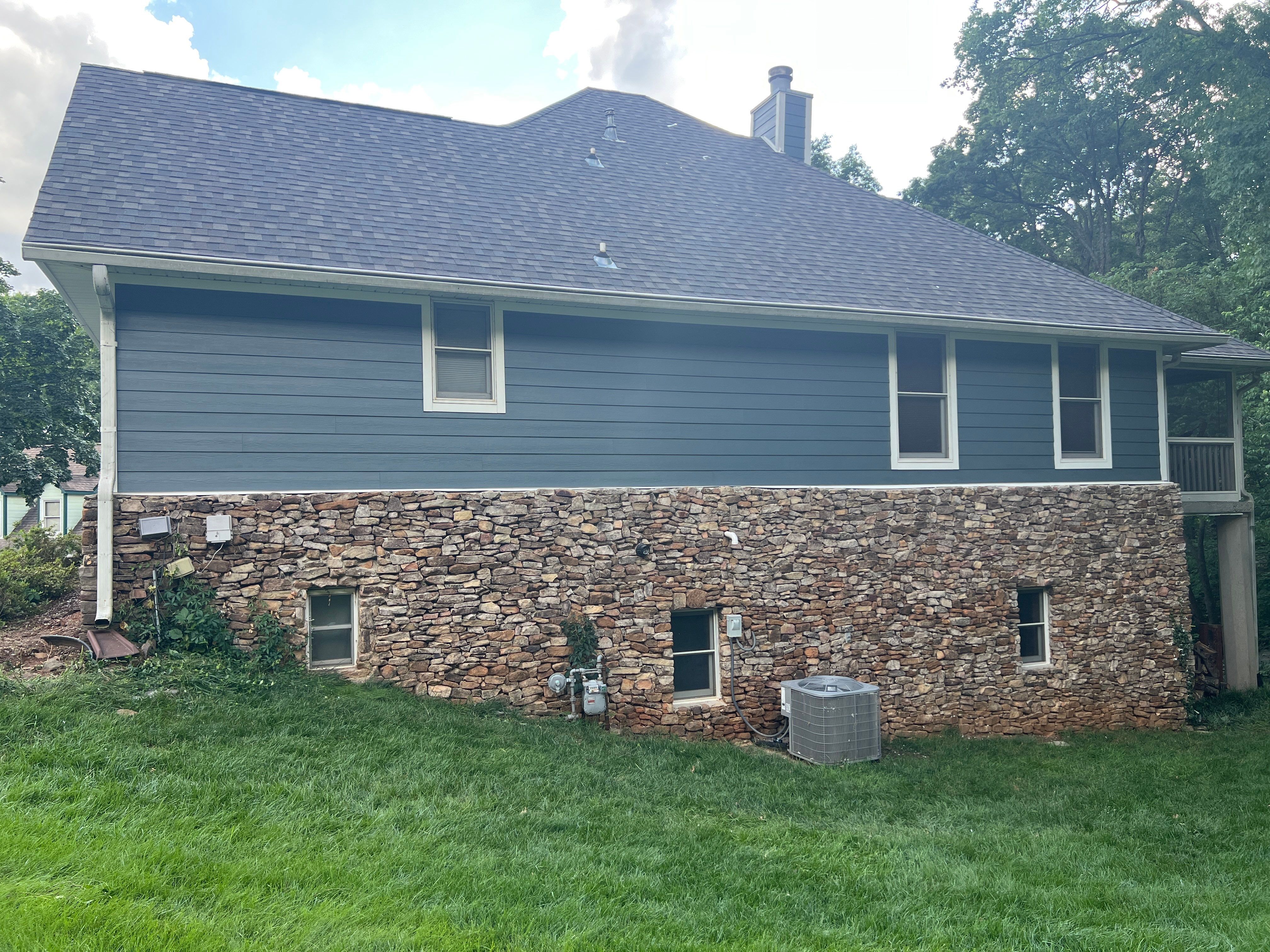 EIFS Replacement Using Hardie Plank by Freedom Exteriors