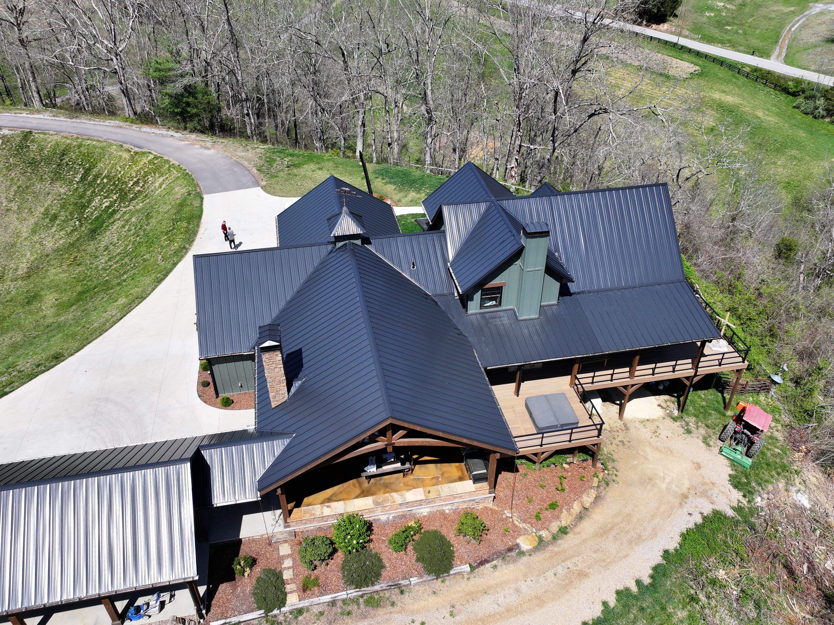 Rogers Residence by Omnia Roofing