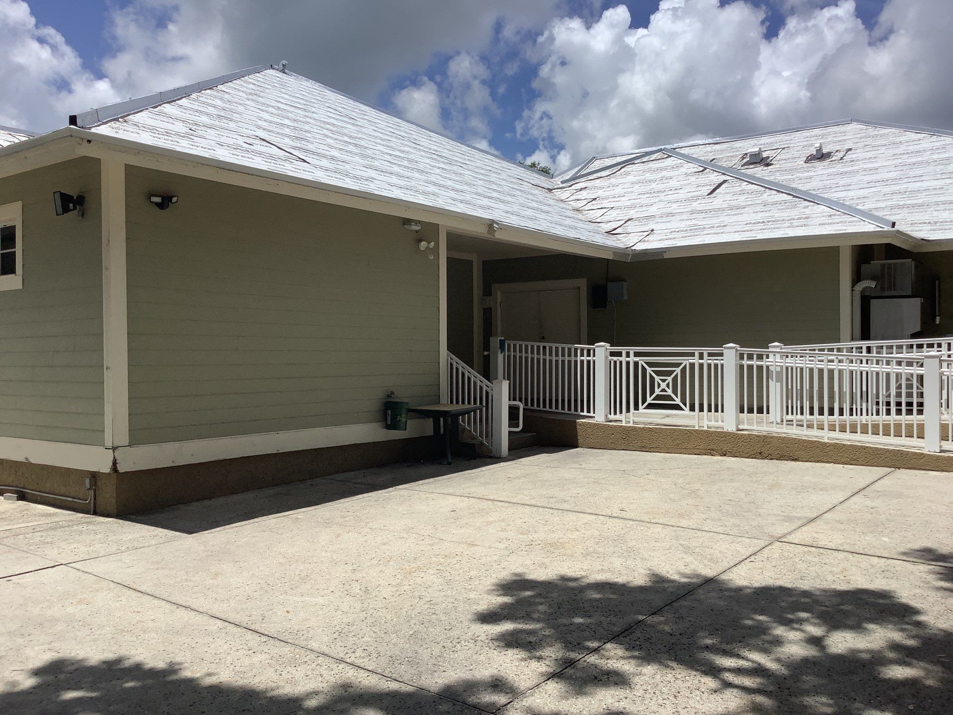 7-Inch Smooth Box Seamless Gutters using smooth box gutters in Fort Myers FL by Gutter Professors
