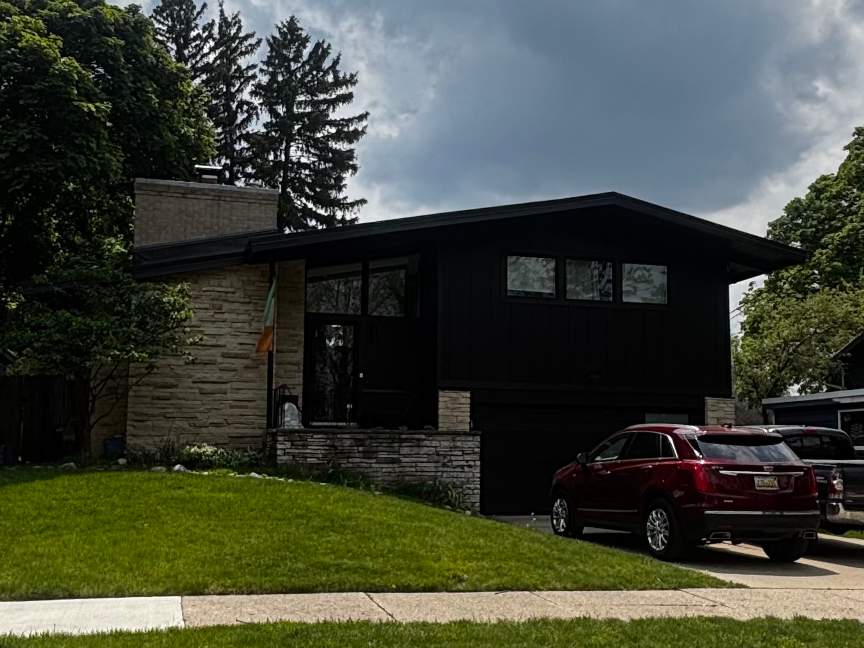 East Grand Rapids James Hardie Siding Remodel