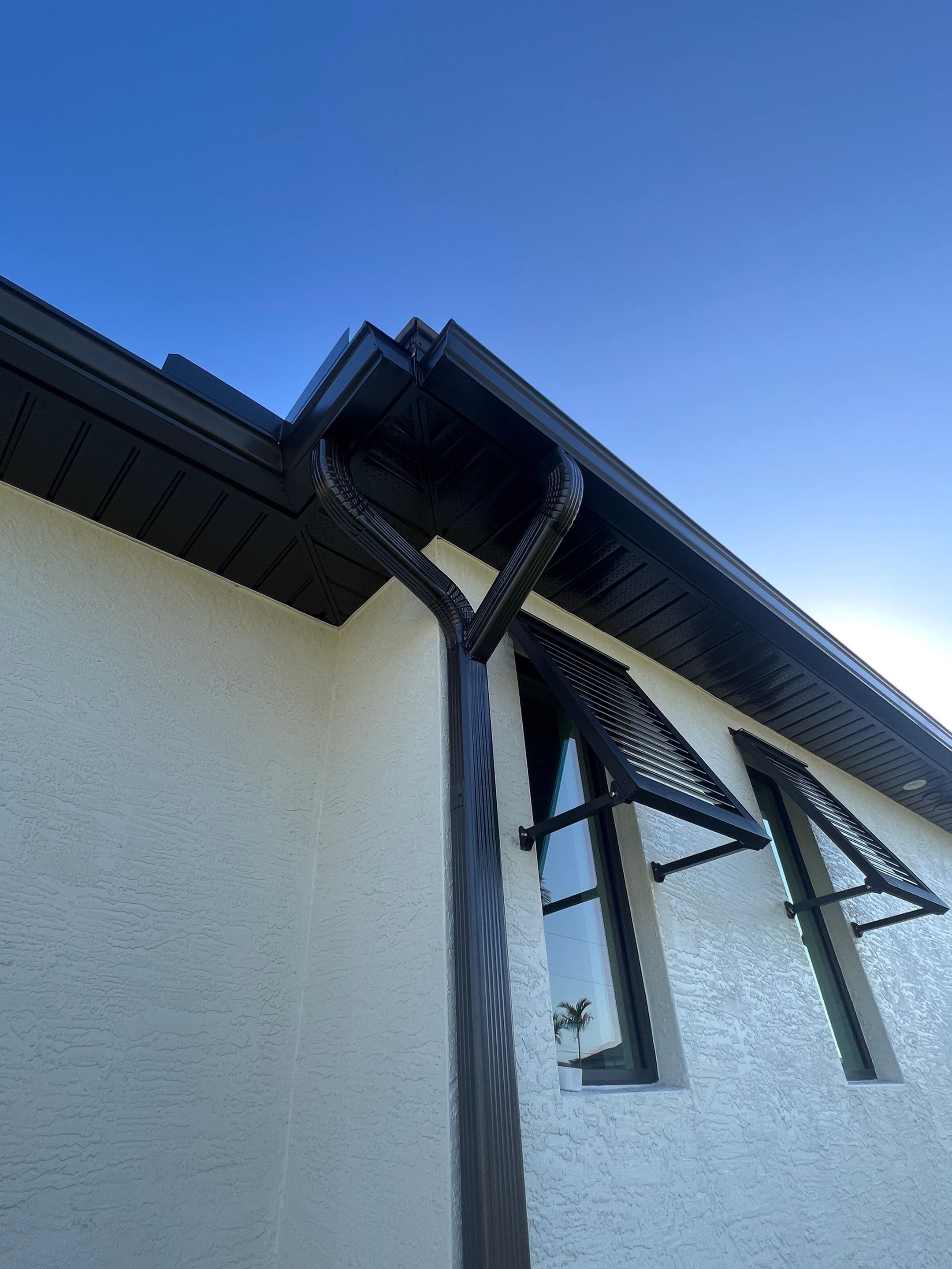 Bronze Seamless Gutters using K-Style Seamless Gutters in Cape Coral FL by Gutter Professors