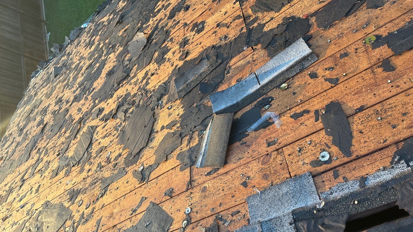 Residential Roofing Installation using Owen's Corning Duration (Lifetime) Shingles by Roof Repair Company