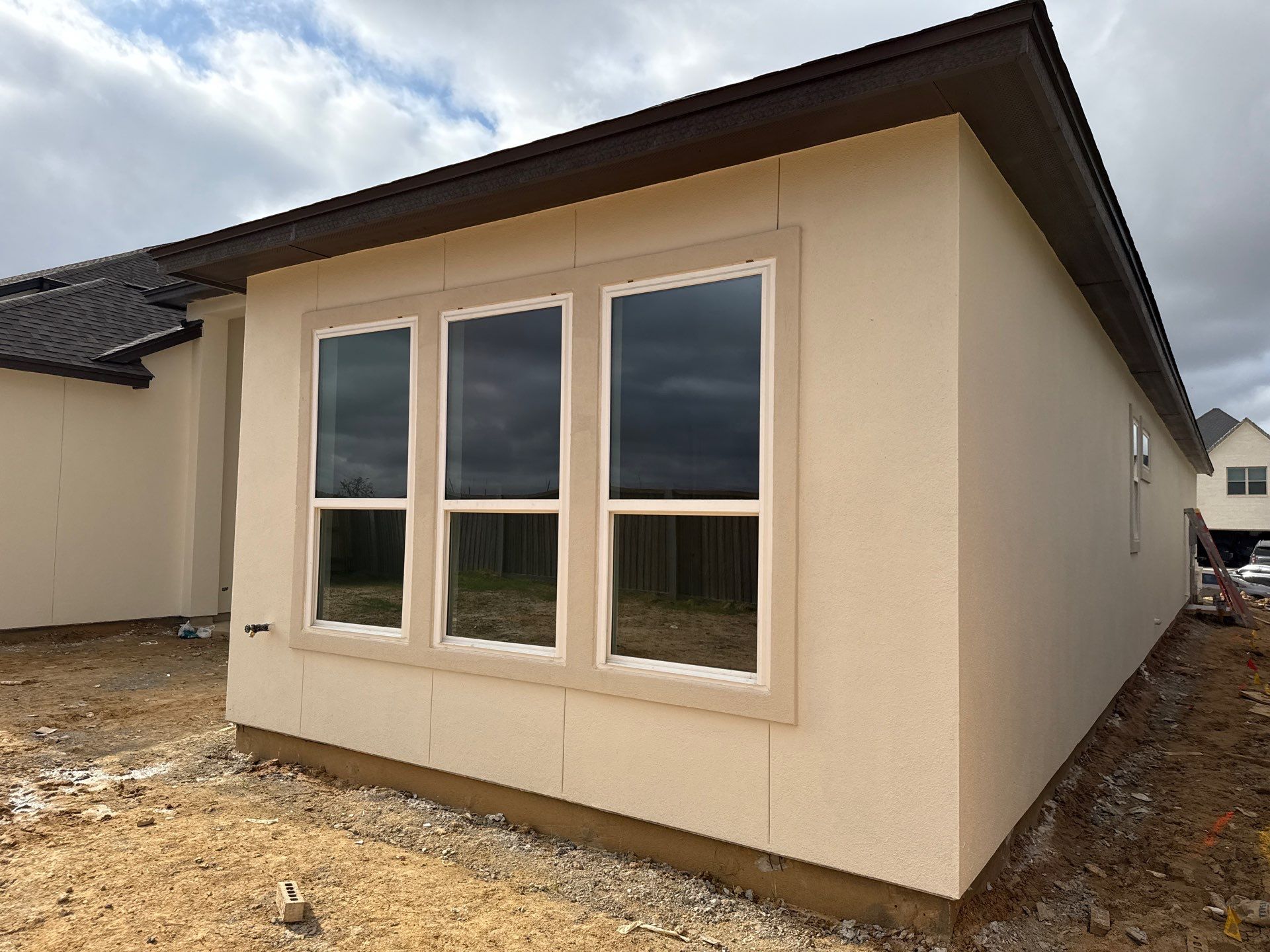 Hockley Stucco Showcase by Apex Conventional Stucco Llc