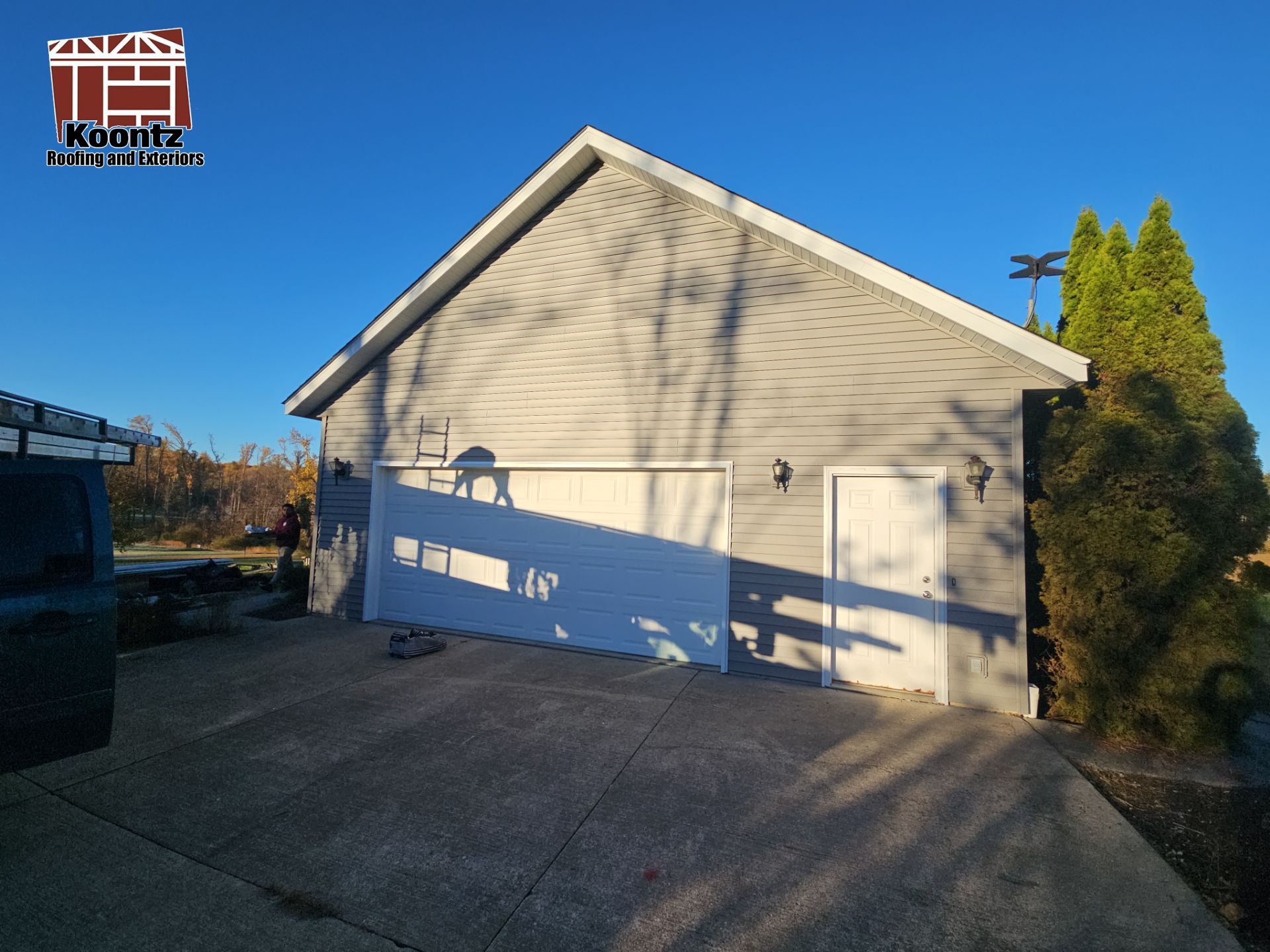 Exterior & Window Installation using CertainTeed Mainstreet & ViWinTech Windows by Koontz Construction